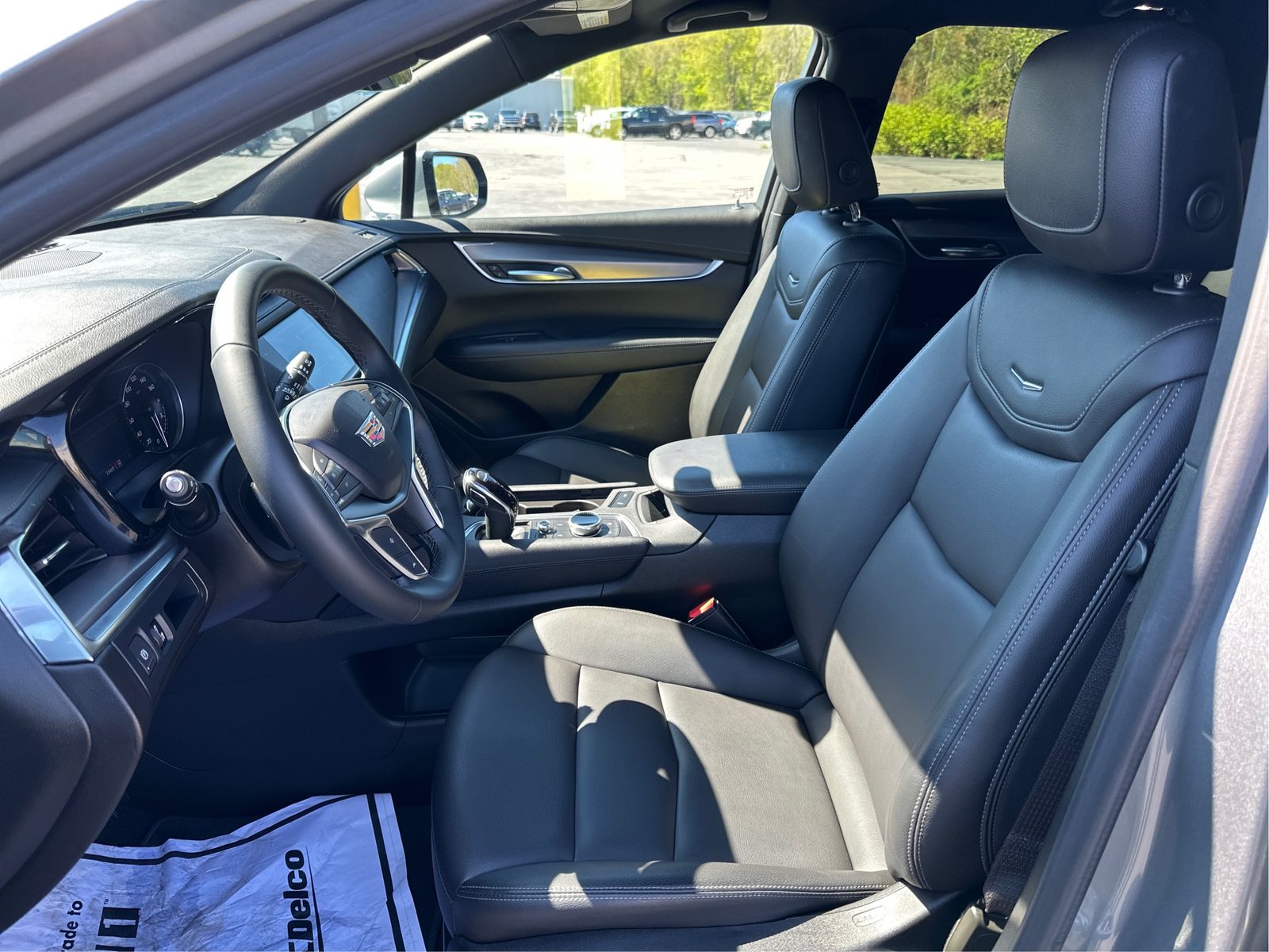 2024 Cadillac XT5 Luxury - Photo 9