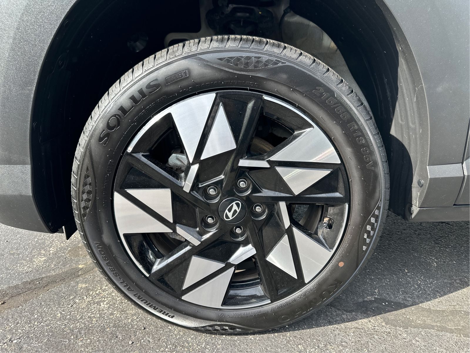 2025 Hyundai Kona SEL - Photo 24