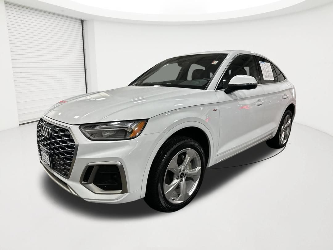 2024 Audi Q5 Sportback 45 Premium's photo