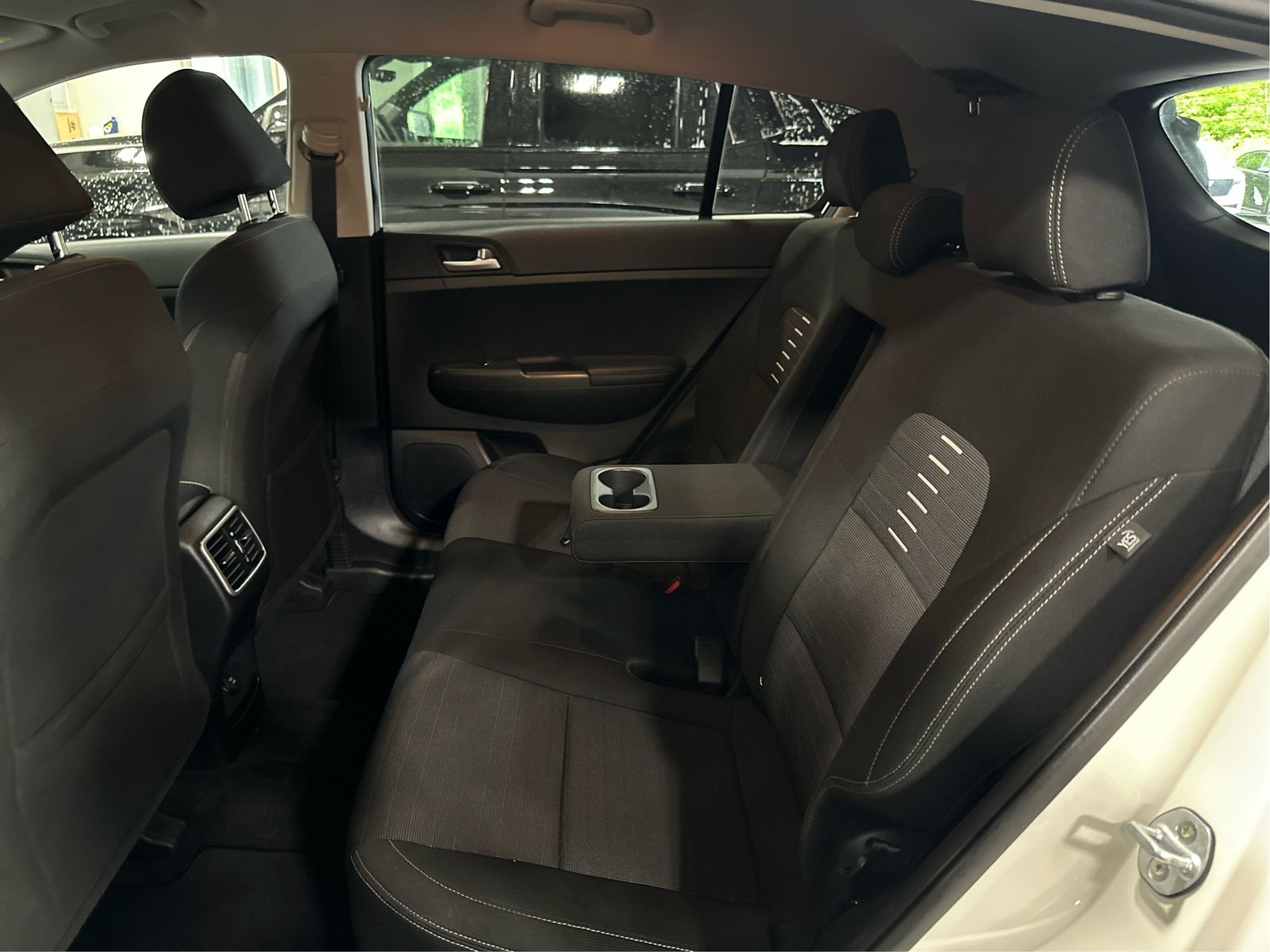 2018 Kia Sportage LX - Photo 10