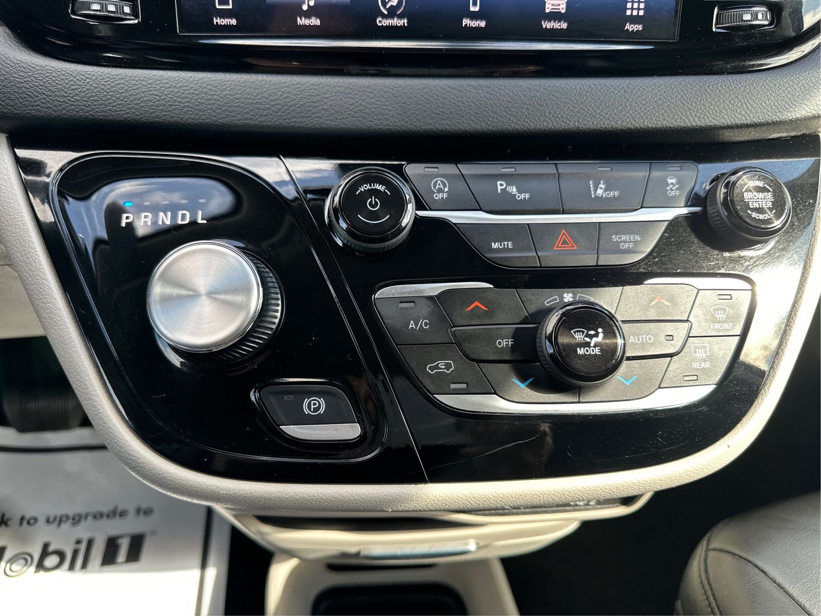 2023 Chrysler Pacifica Touring L - Photo 27