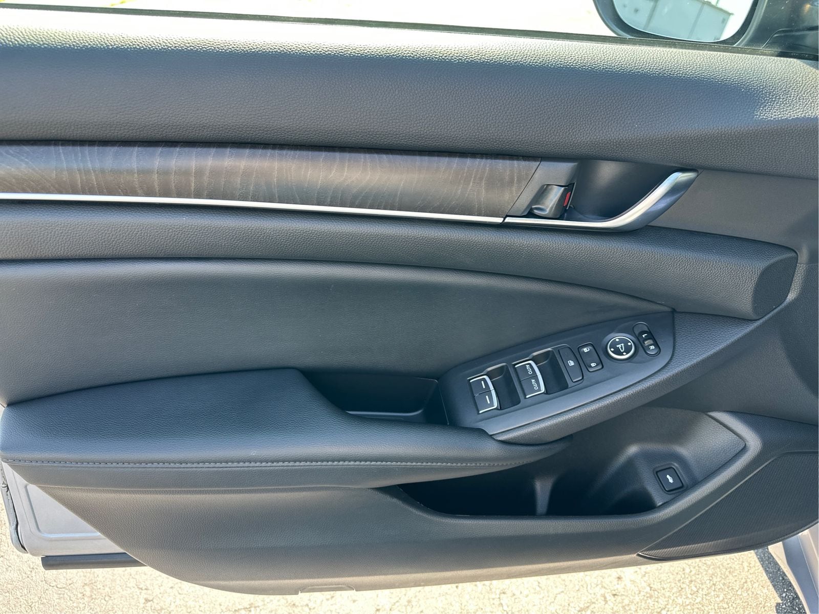 2018 Honda Accord EX - Photo 19