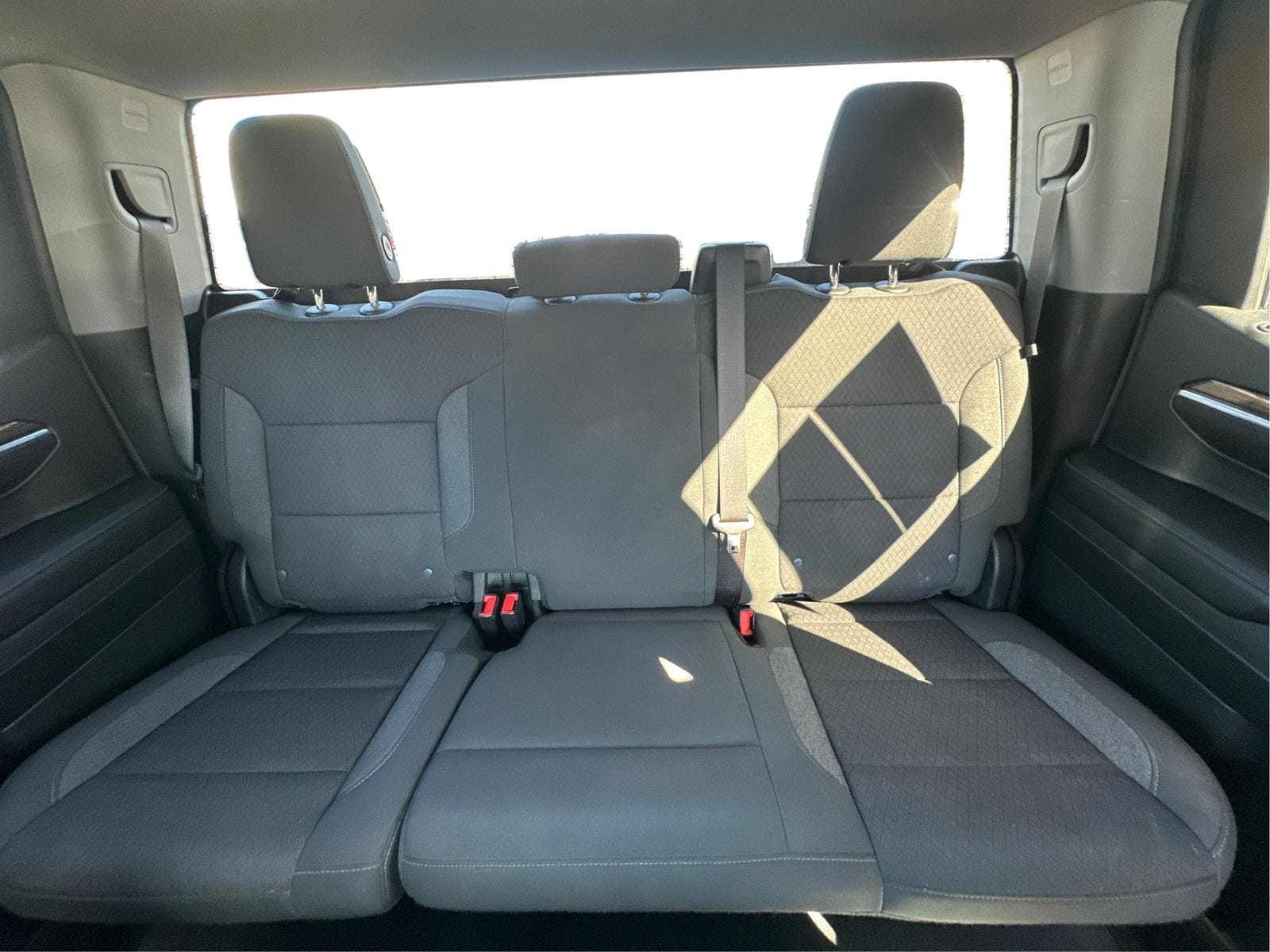 2023 Chevrolet Silverado 1500 LT - Photo 14