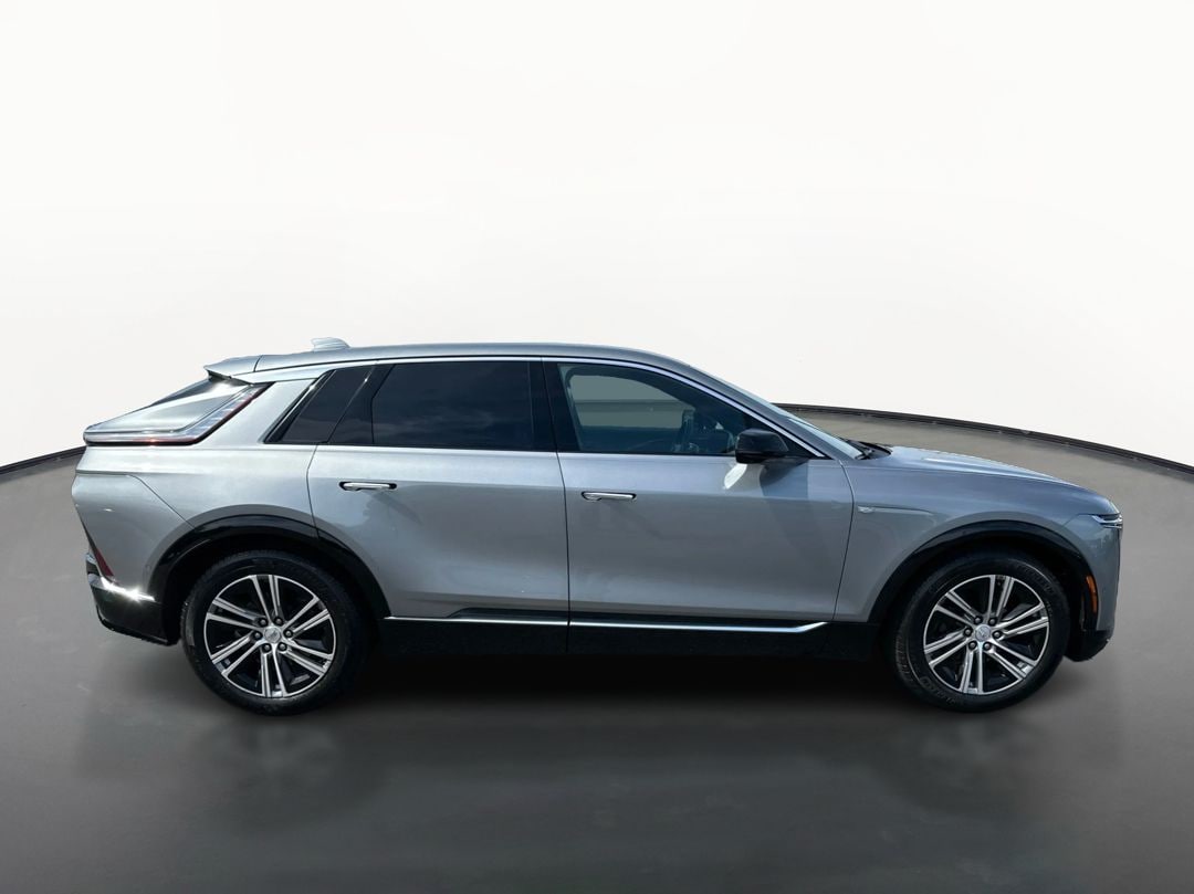 2024 Cadillac LYRIQ Luxury 1 - Photo 4