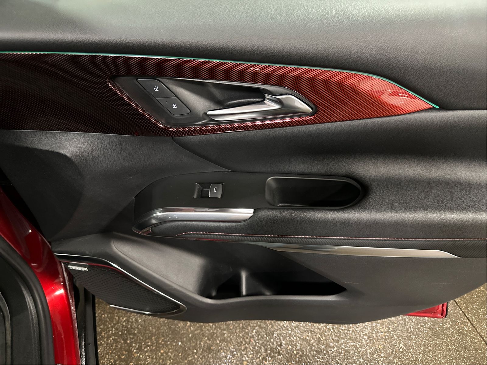 2024 Chevrolet Traverse RS - Photo 22