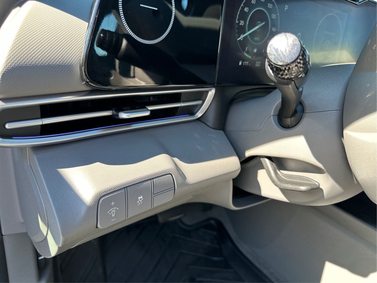 2024 Hyundai Elantra SEL - Photo 20
