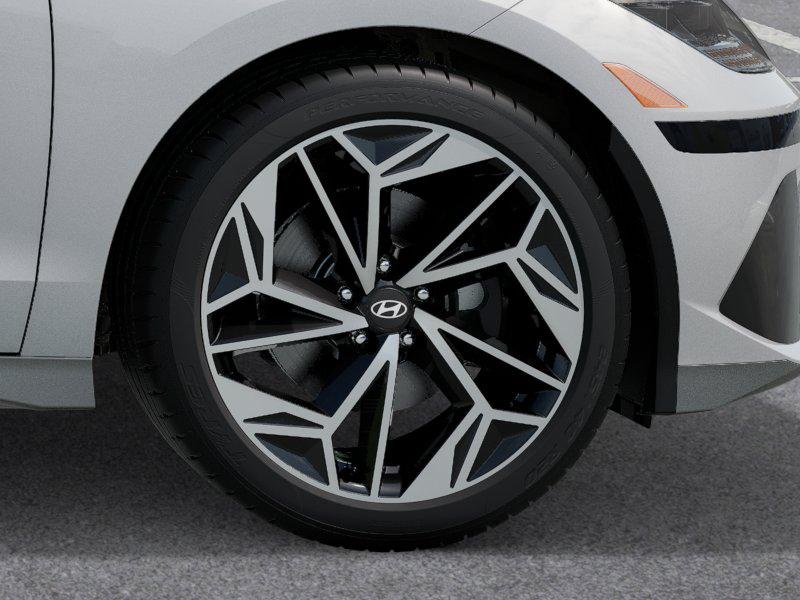 2025 Hyundai IONIQ 6 SEL - Photo 8