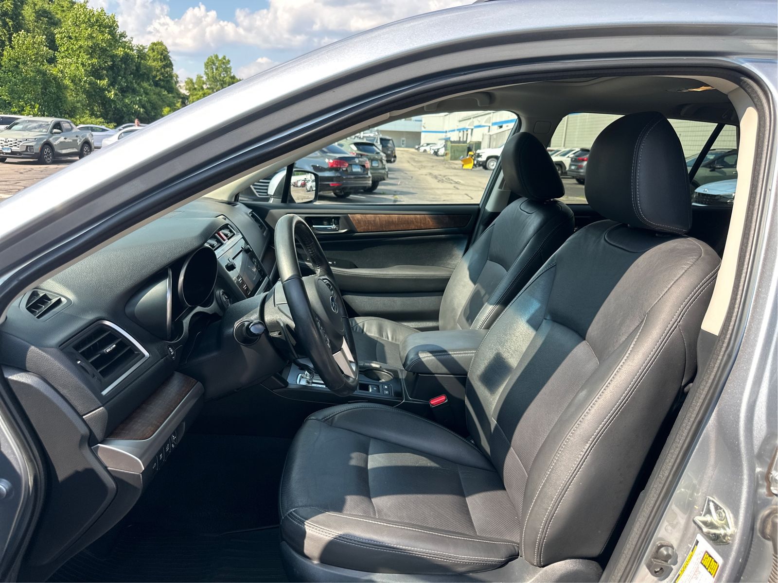 2016 Subaru Outback Limited - Photo 9