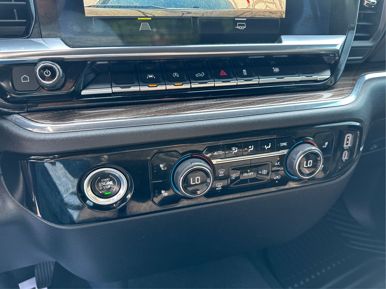 2024 Chevrolet Silverado 1500 LT - Photo 27