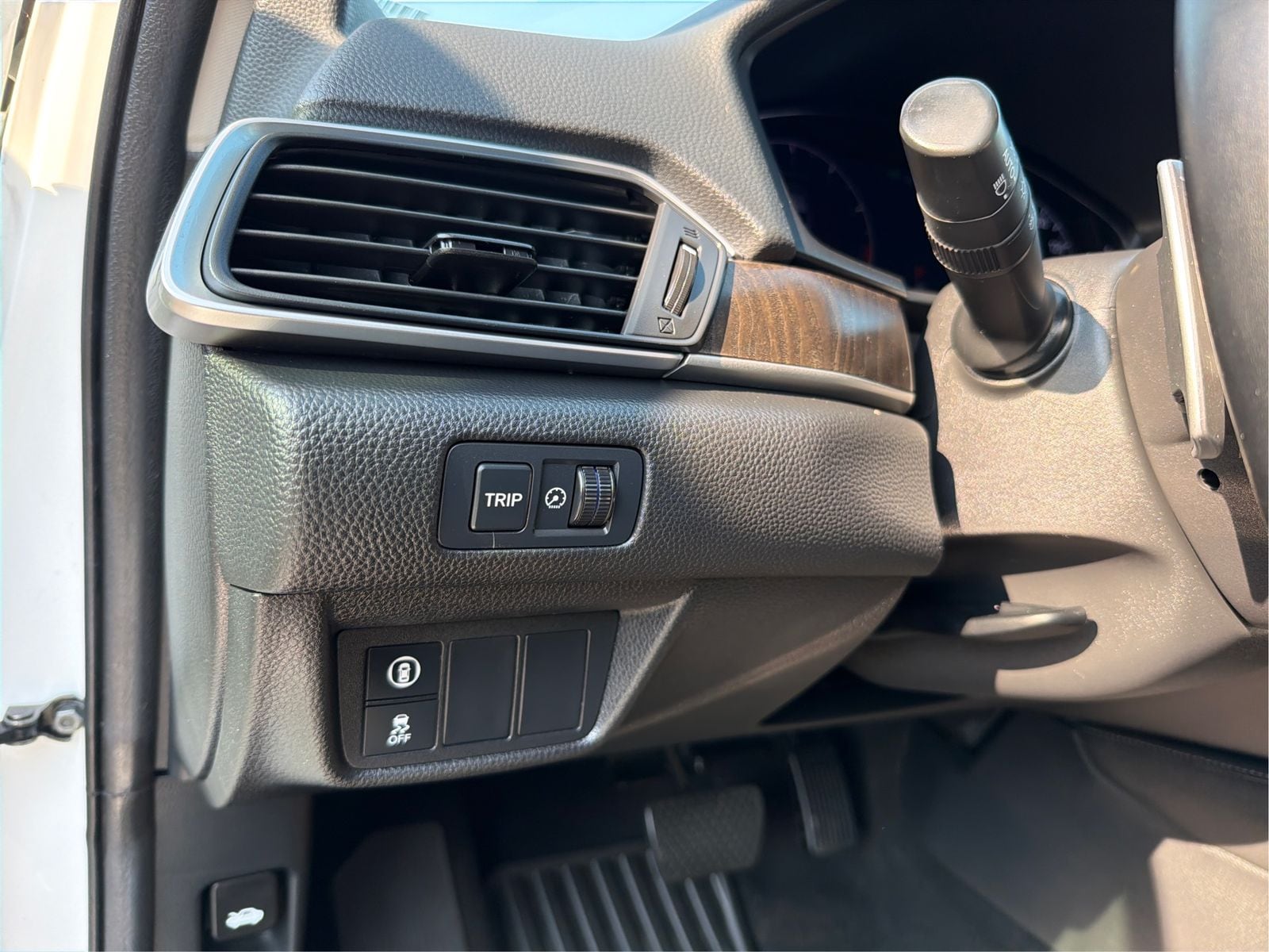 2019 Honda Accord EX-L - Photo 20