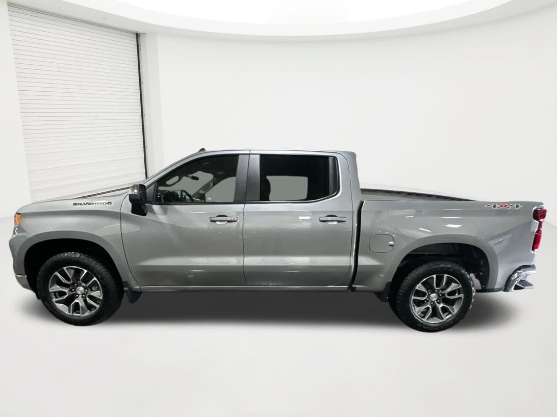 2024 Chevrolet Silverado 1500 LT - Photo 8