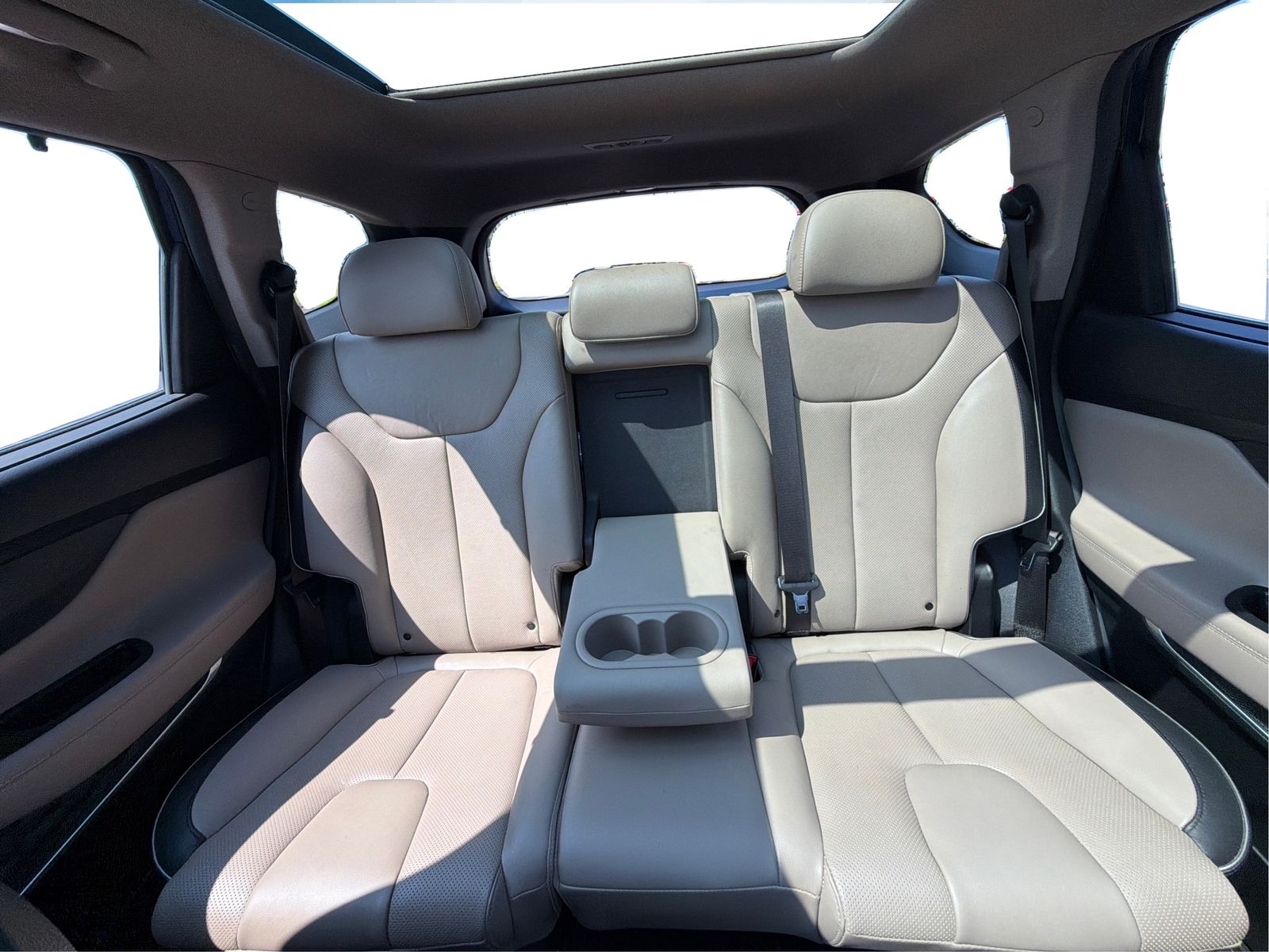 2023 Hyundai Santa Fe Limited HEV - Photo 15