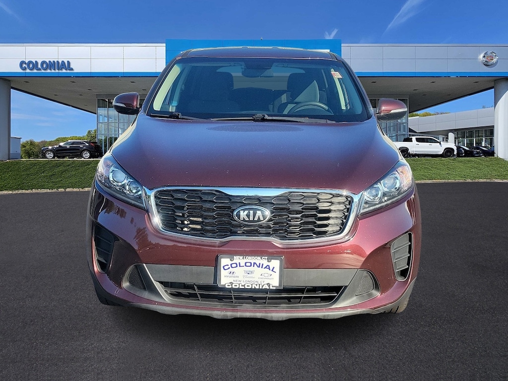 Used 2019 Kia Sorento For Sale at Colonial Hyundai VIN 5XYPGDA35KG561141