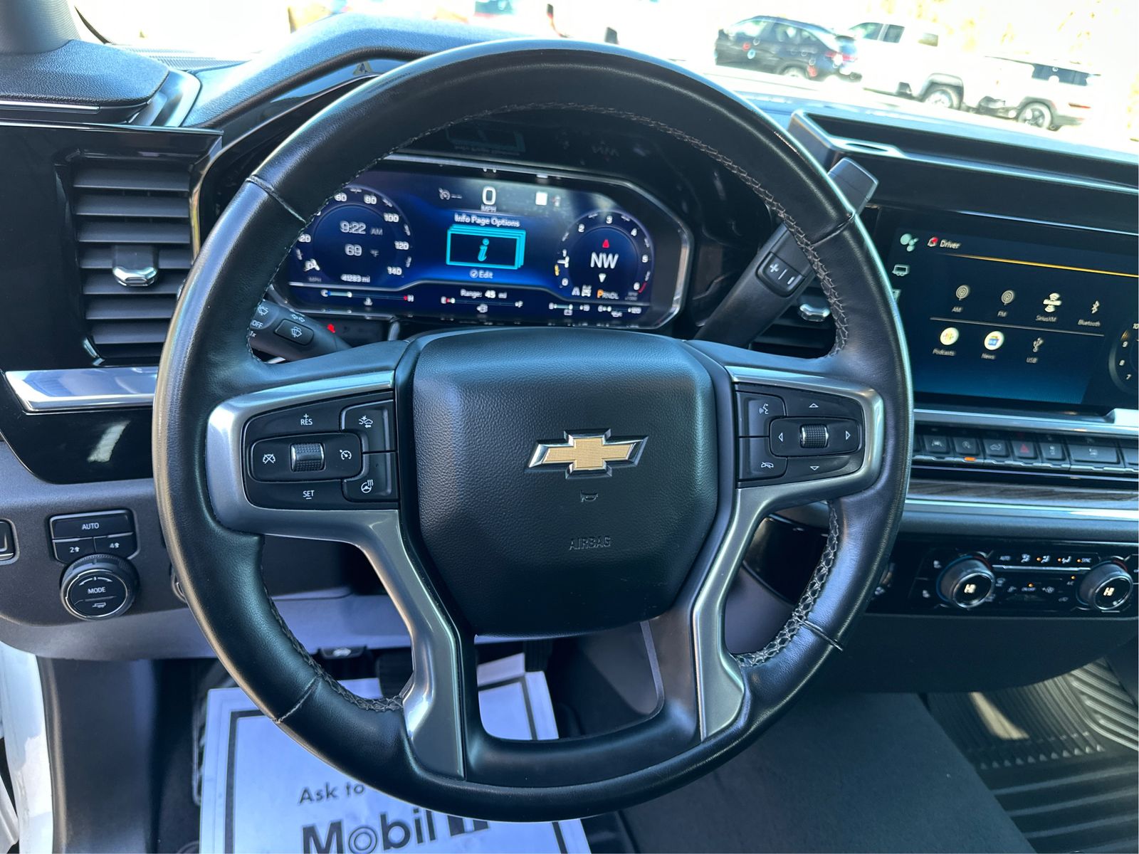 2023 Chevrolet Silverado 1500 LT - Photo 17