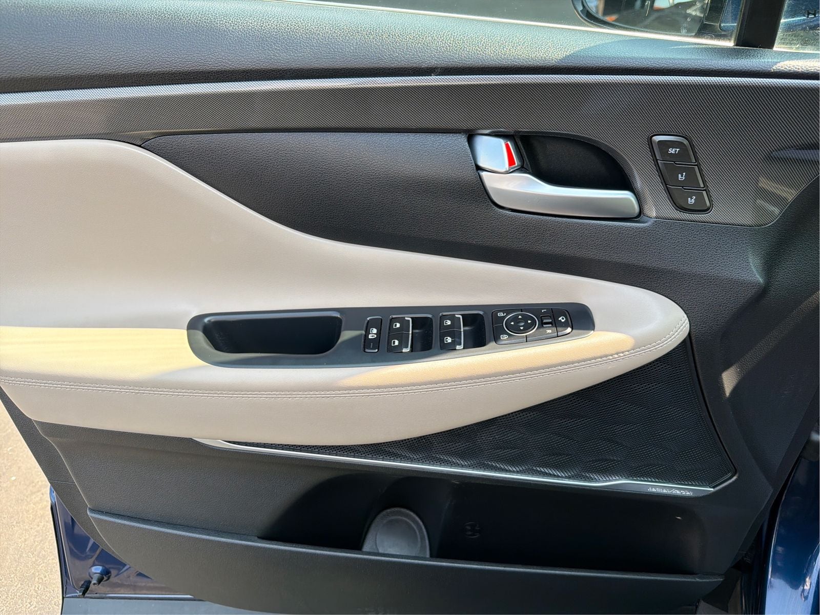 2023 Hyundai Santa Fe Limited HEV - Photo 21