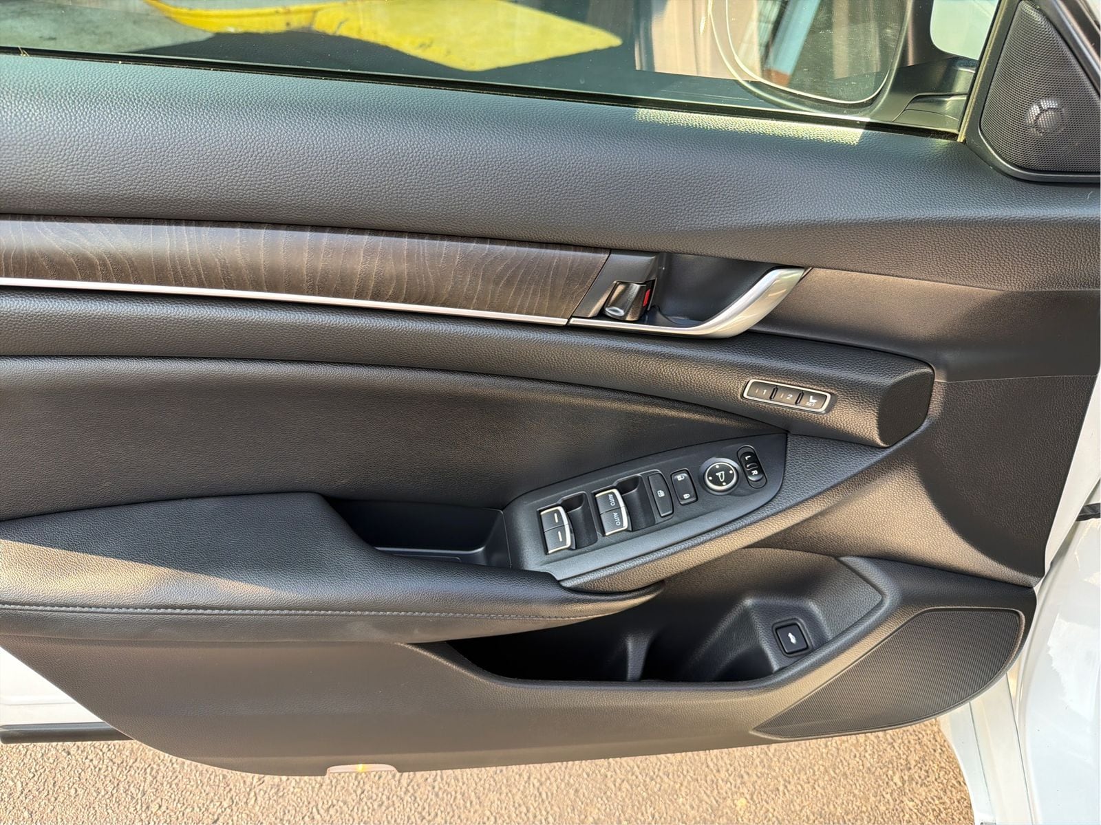 2019 Honda Accord EX-L - Photo 21