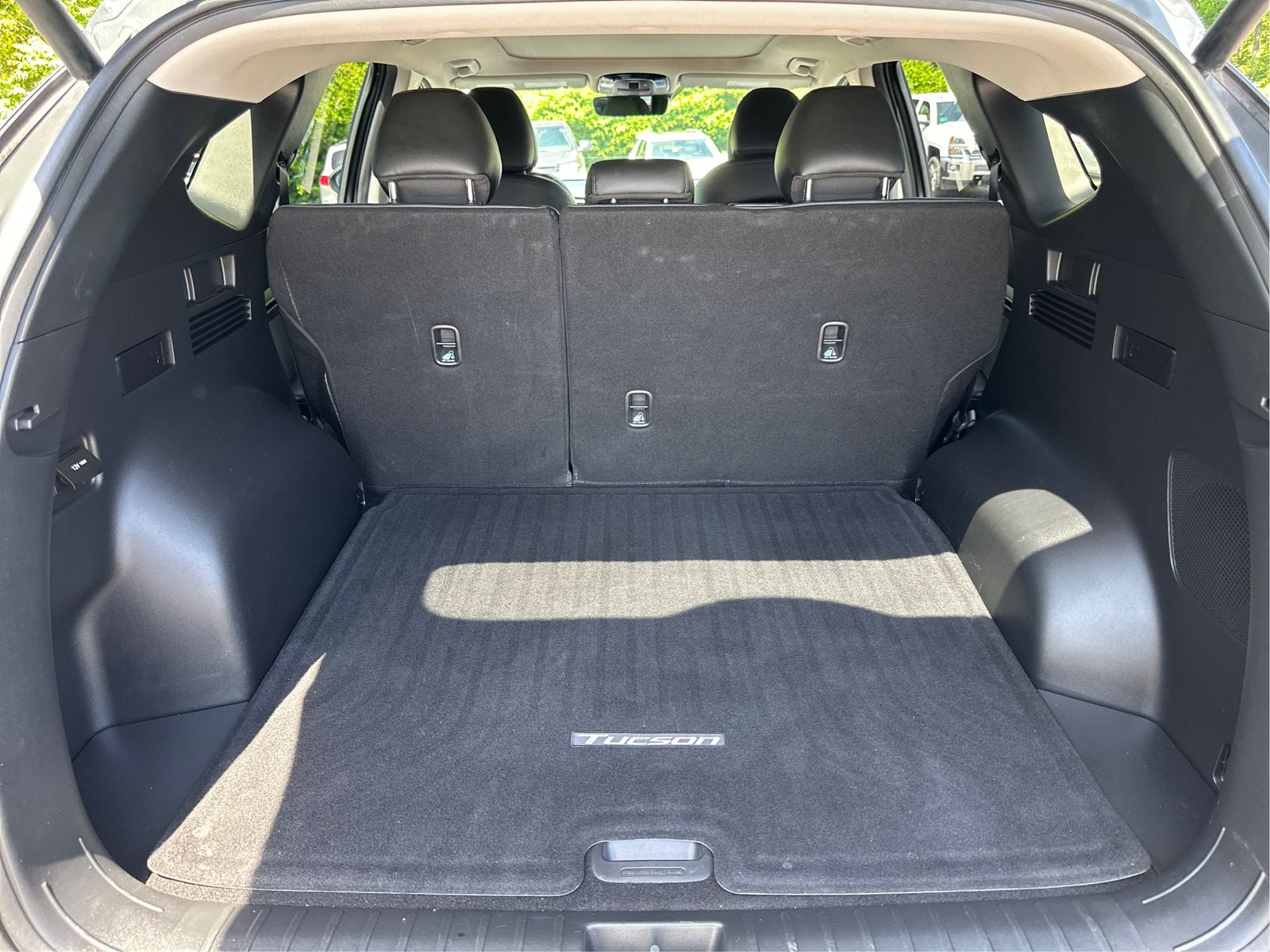 2023 Hyundai Tucson Limited - Photo 13