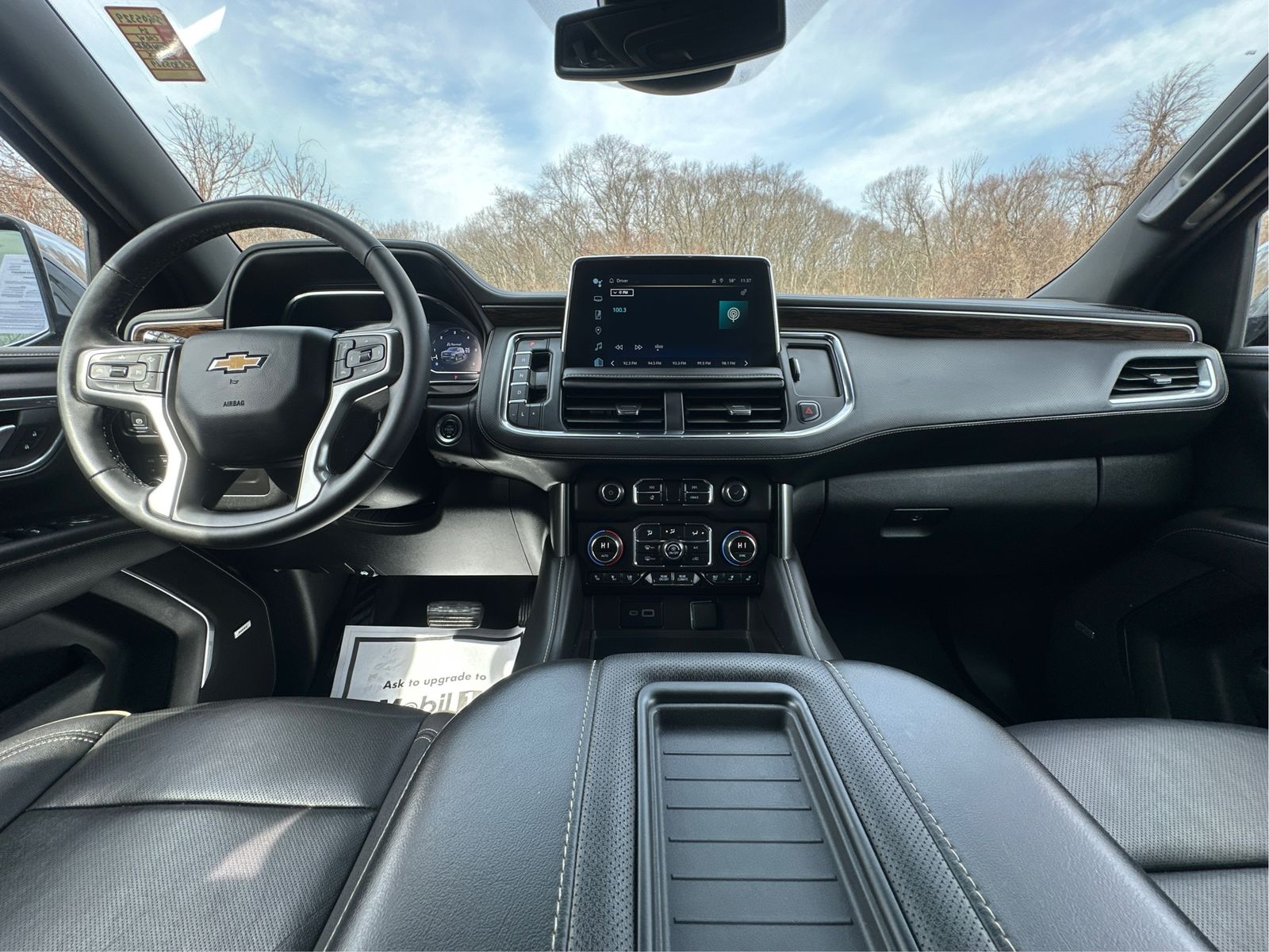 2024 Chevrolet Suburban Premier - Photo 27
