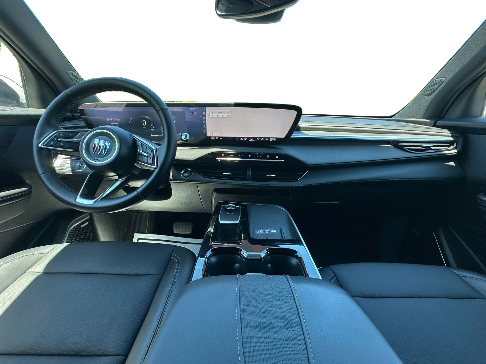 2025 Buick Enclave Preferred - Photo 13