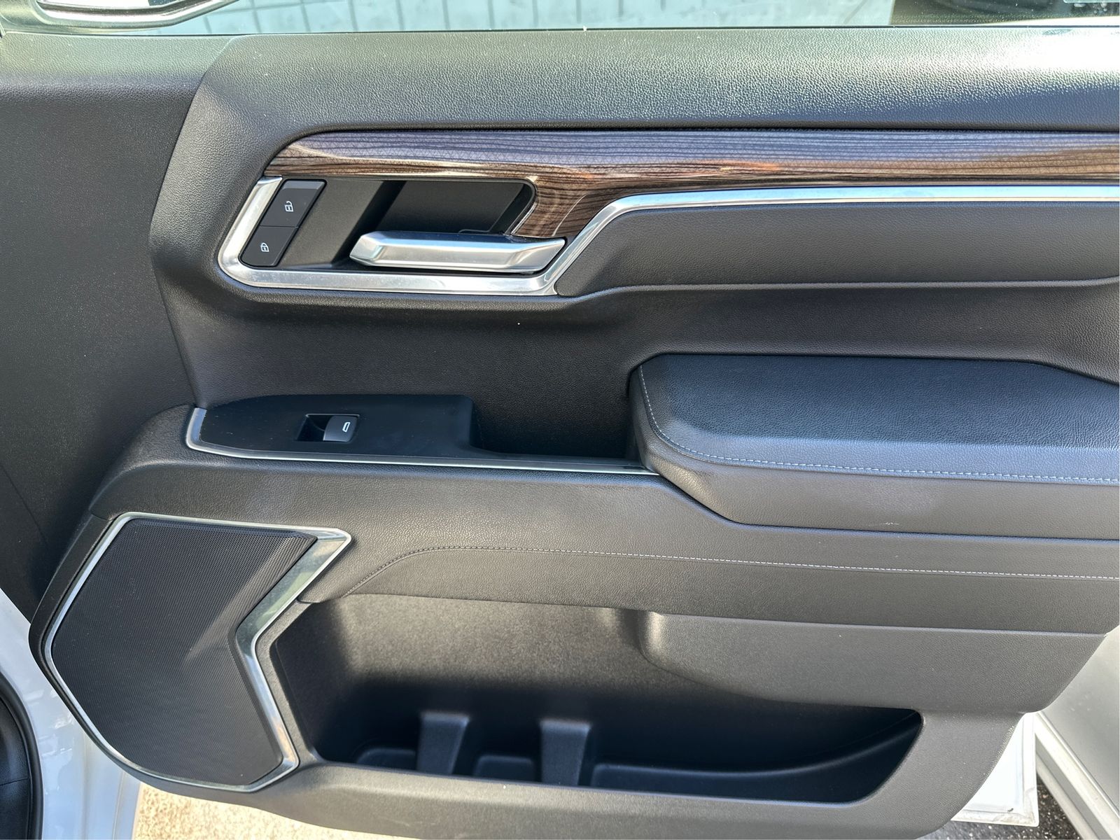 2023 Chevrolet Silverado 1500 LT - Photo 20