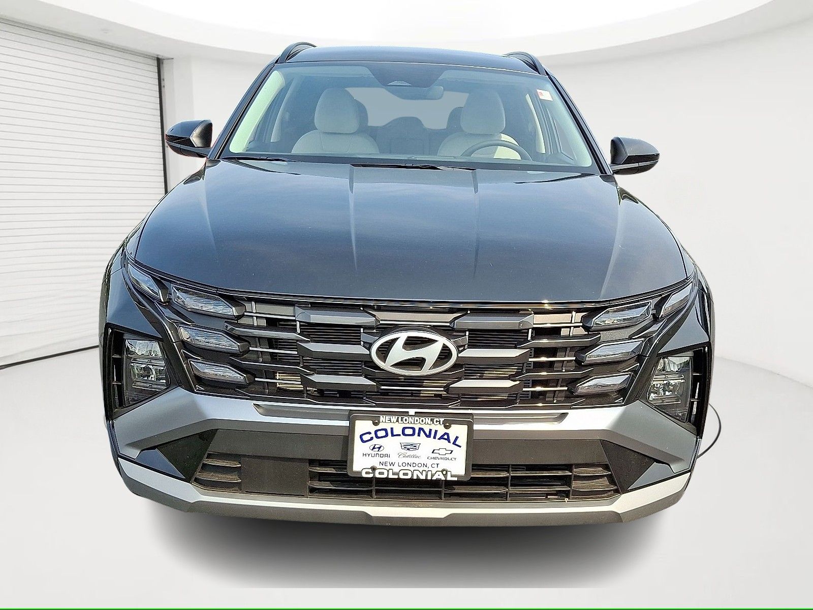 2025 Hyundai Tucson SEL photo 2