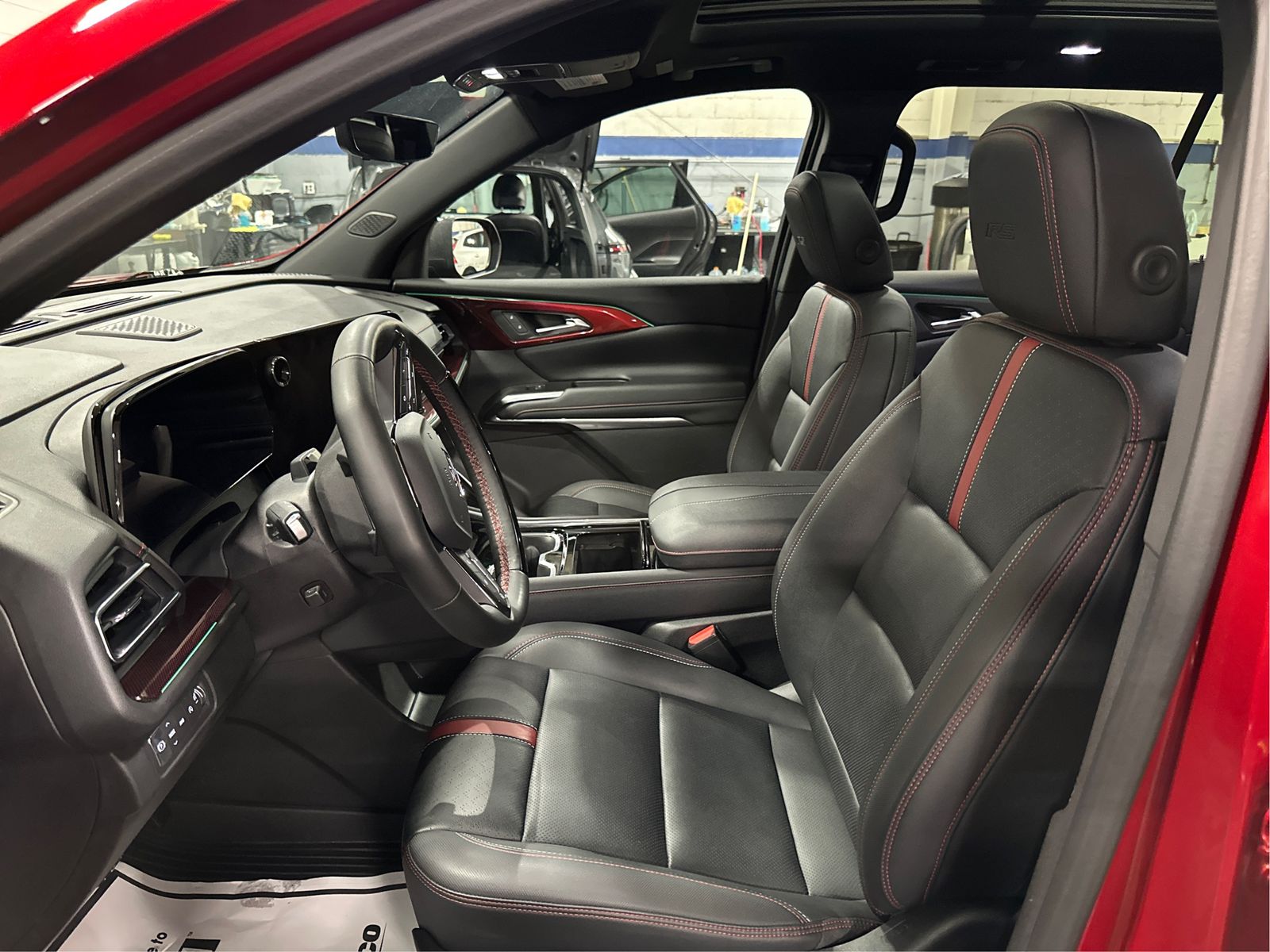 2024 Chevrolet Traverse RS - Photo 9