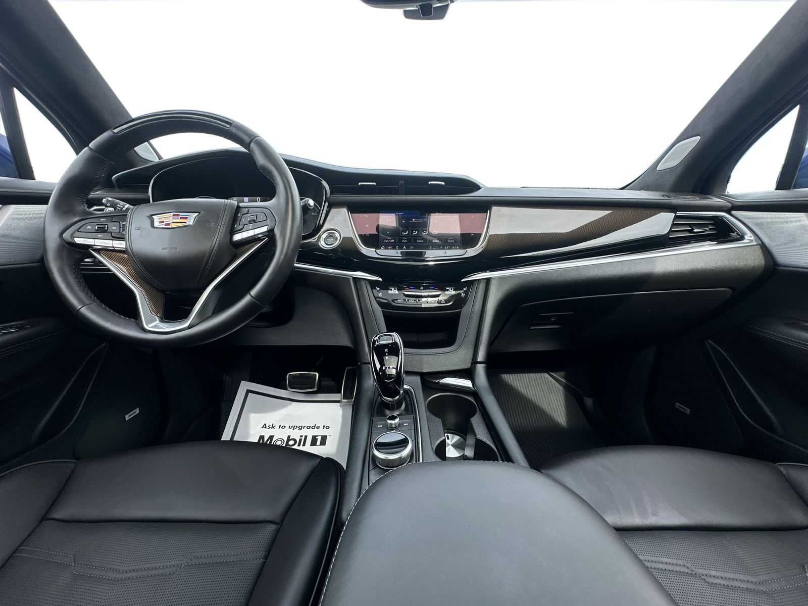 2025 Cadillac XT6 Sport - Photo 14