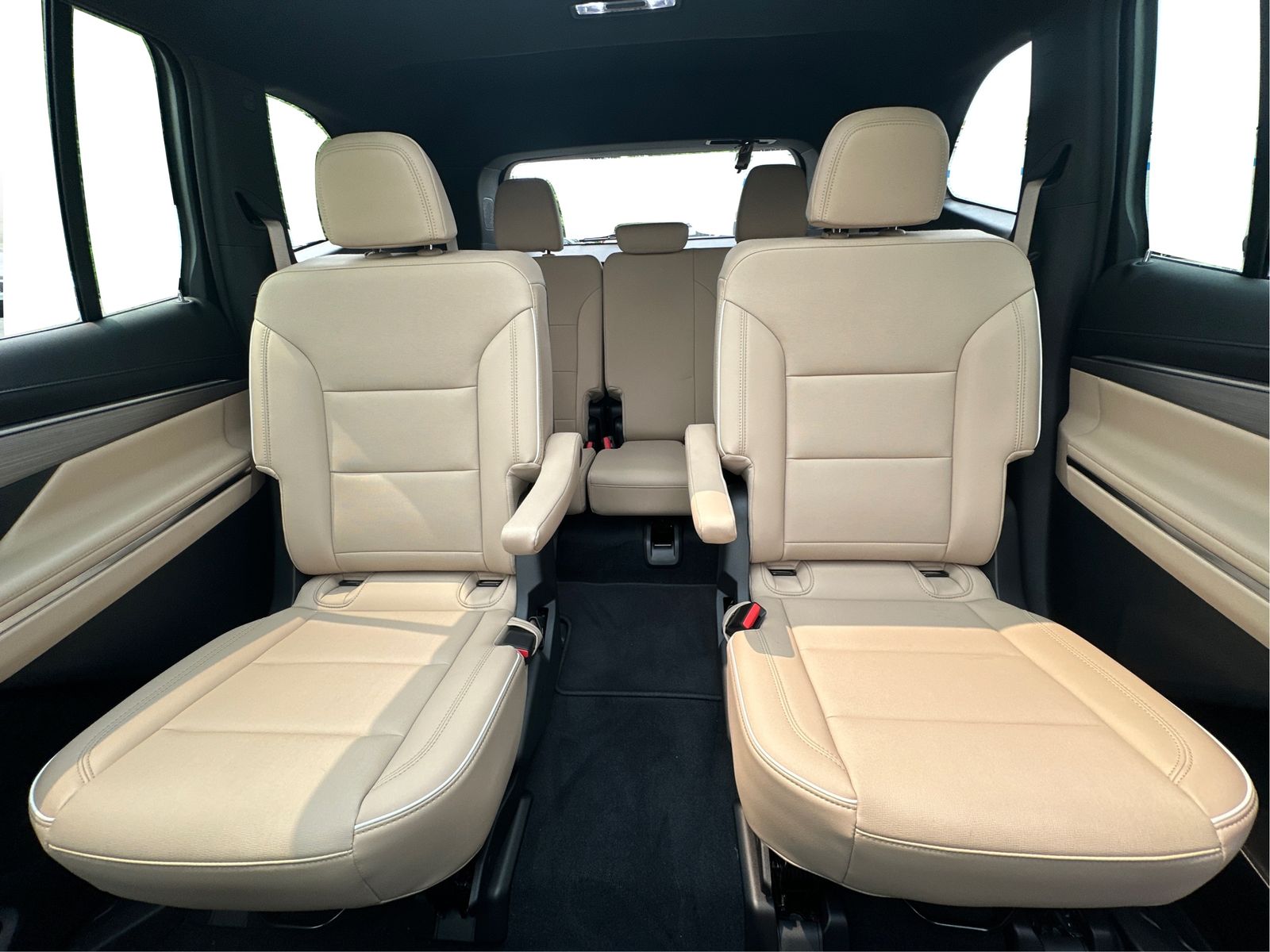 2025 Buick Enclave Preferred - Photo 15
