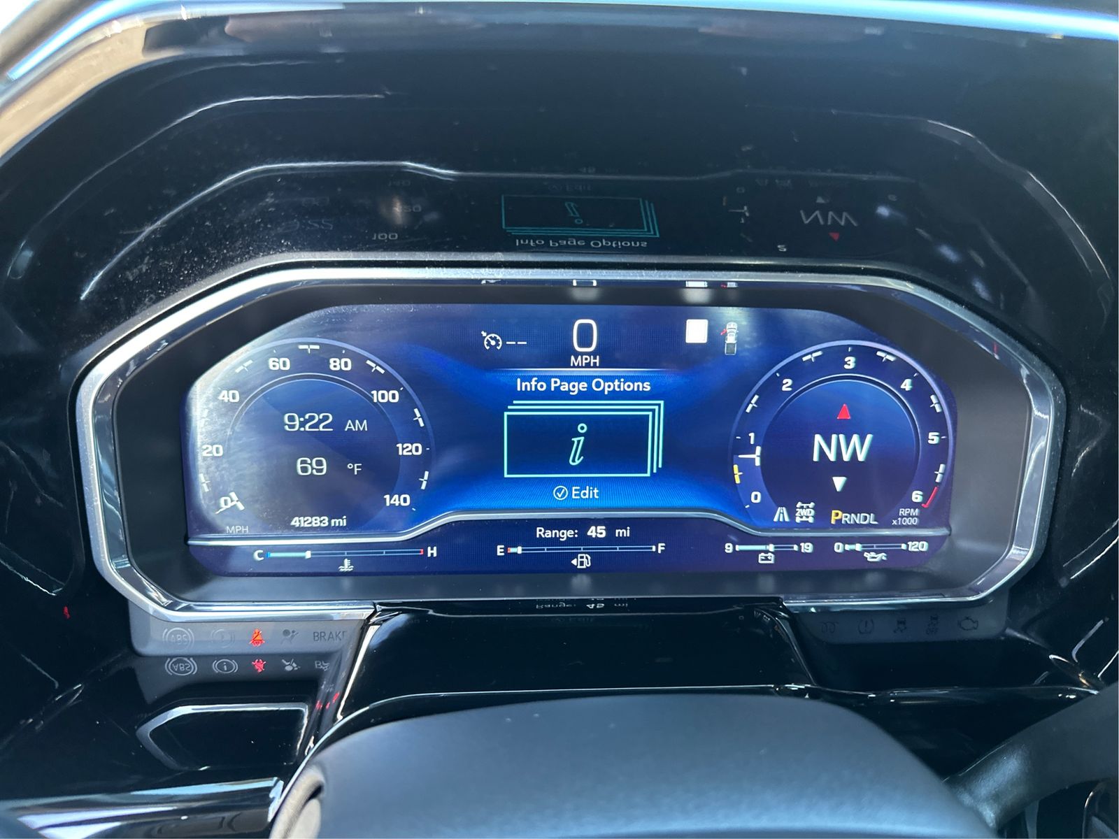 2023 Chevrolet Silverado 1500 LT - Photo 16