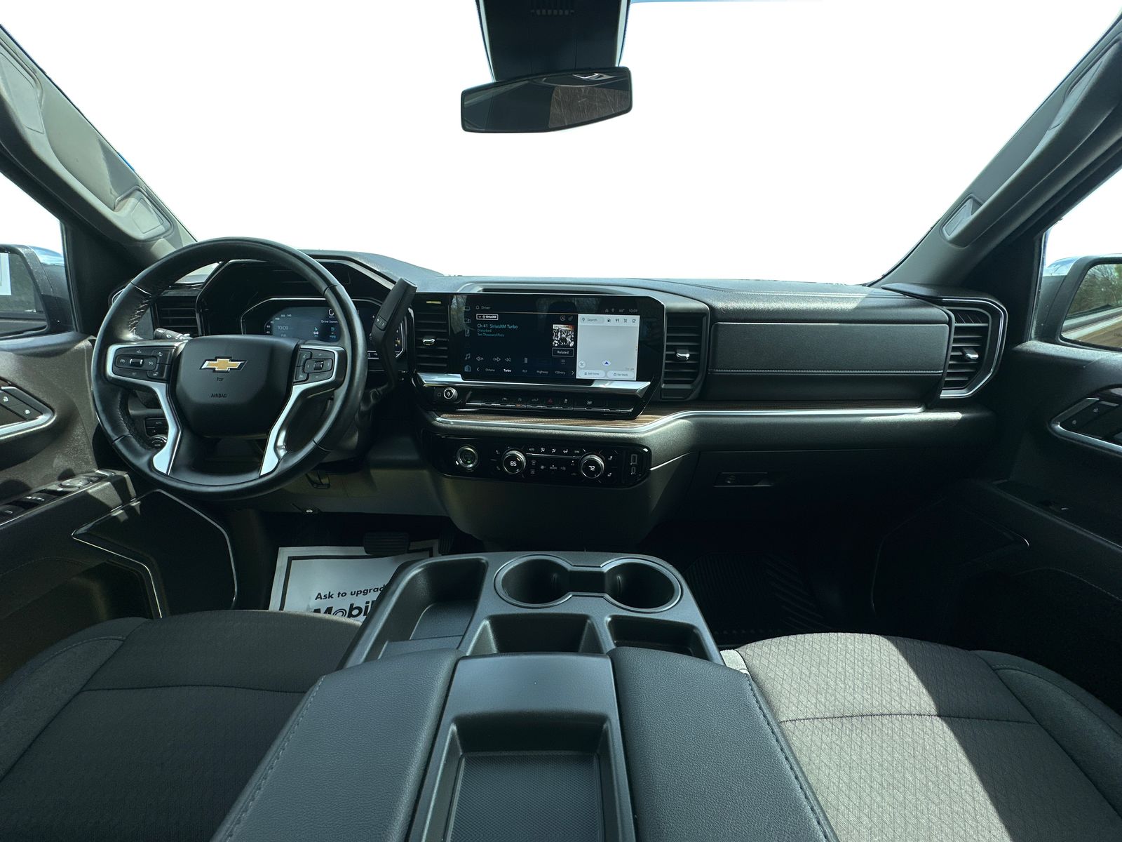 2023 Chevrolet Silverado 1500 LT - Photo 13