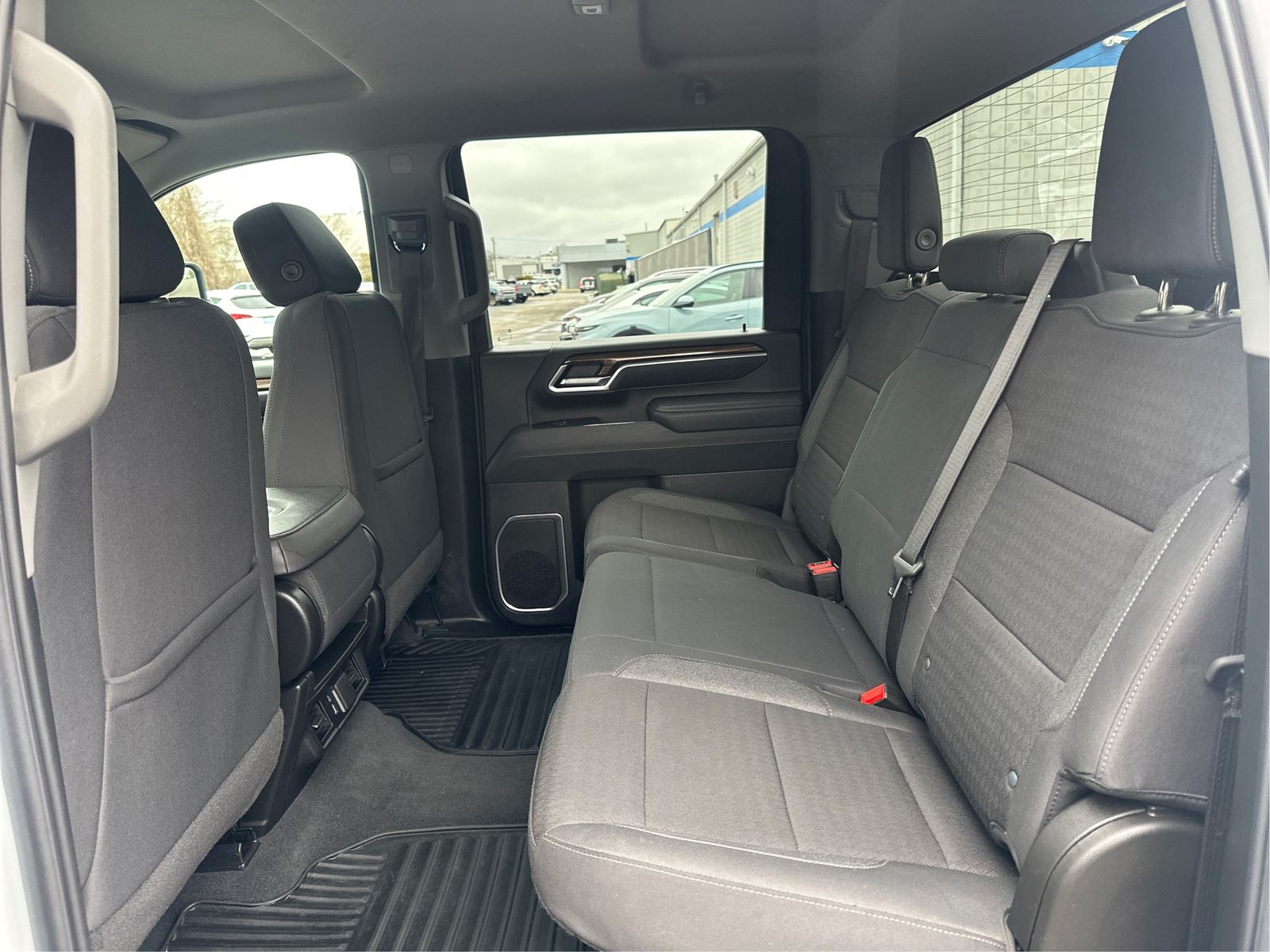 2025 Chevrolet Silverado 2500HD LT - Photo 10