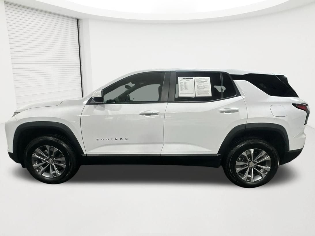 2025 Chevrolet Equinox LT - Photo 8