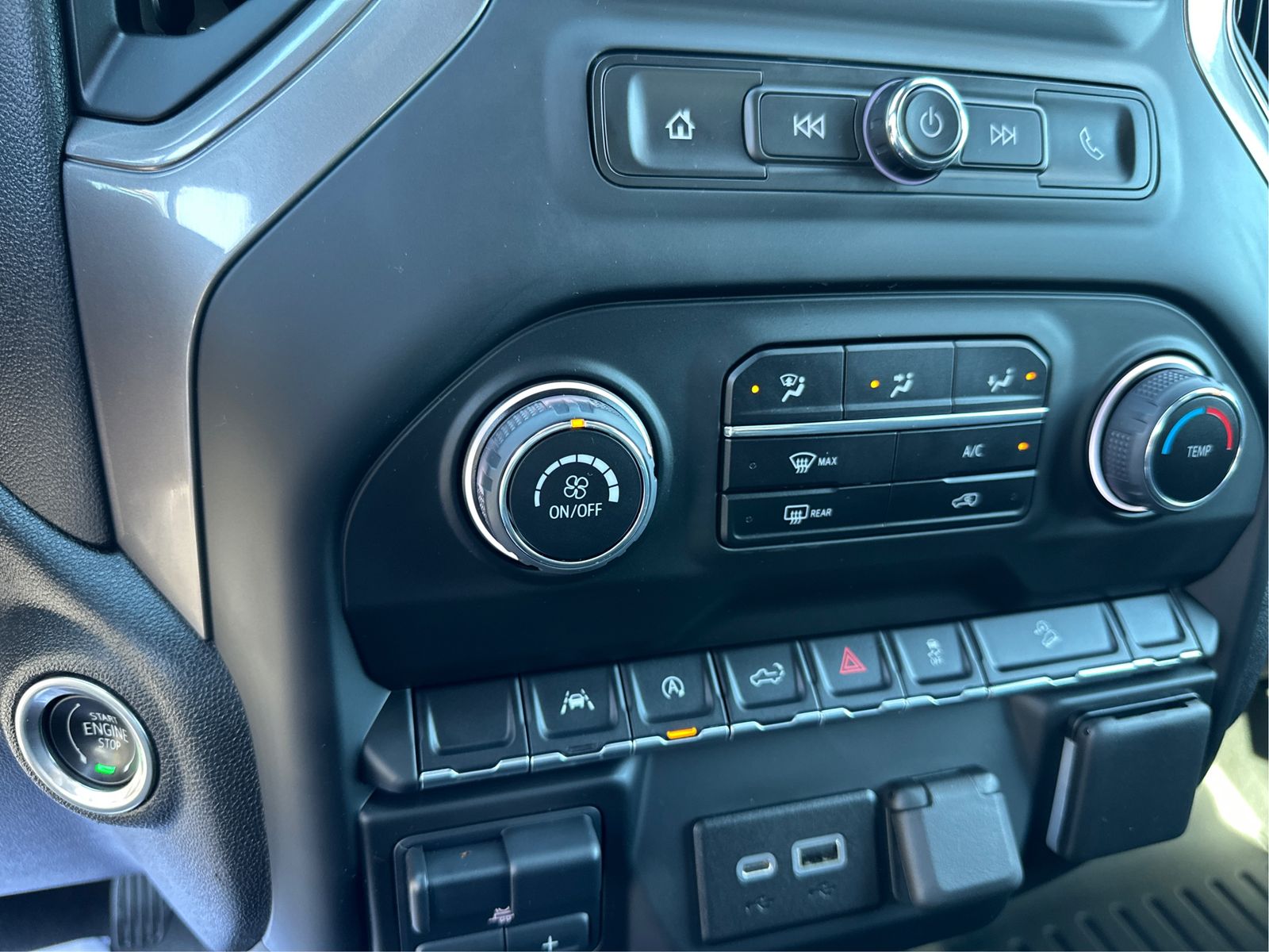 2023 Chevrolet Silverado 1500 Custom - Photo 27