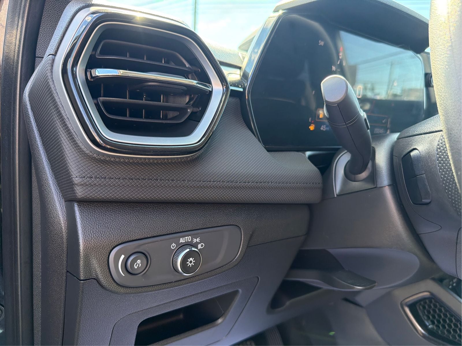 2024 Chevrolet TrailBlazer LT - Photo 19