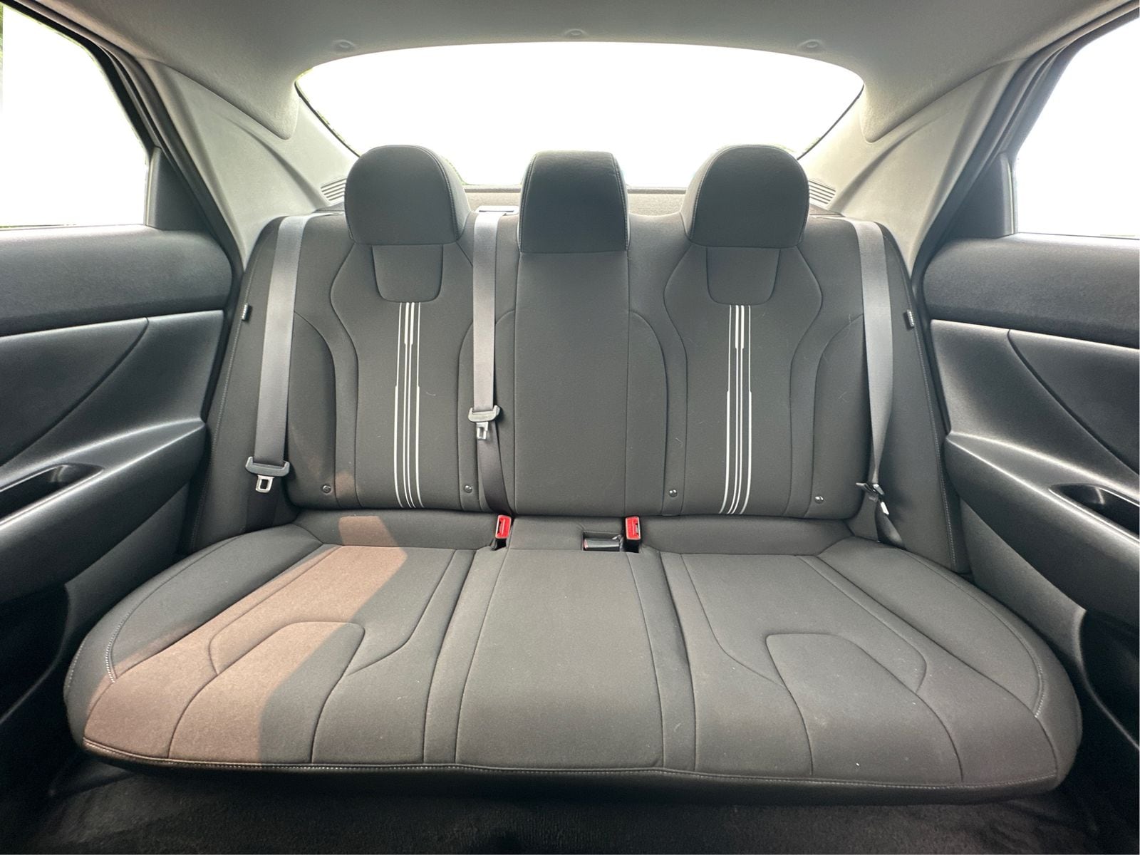 2024 Hyundai Elantra SEL - Photo 14