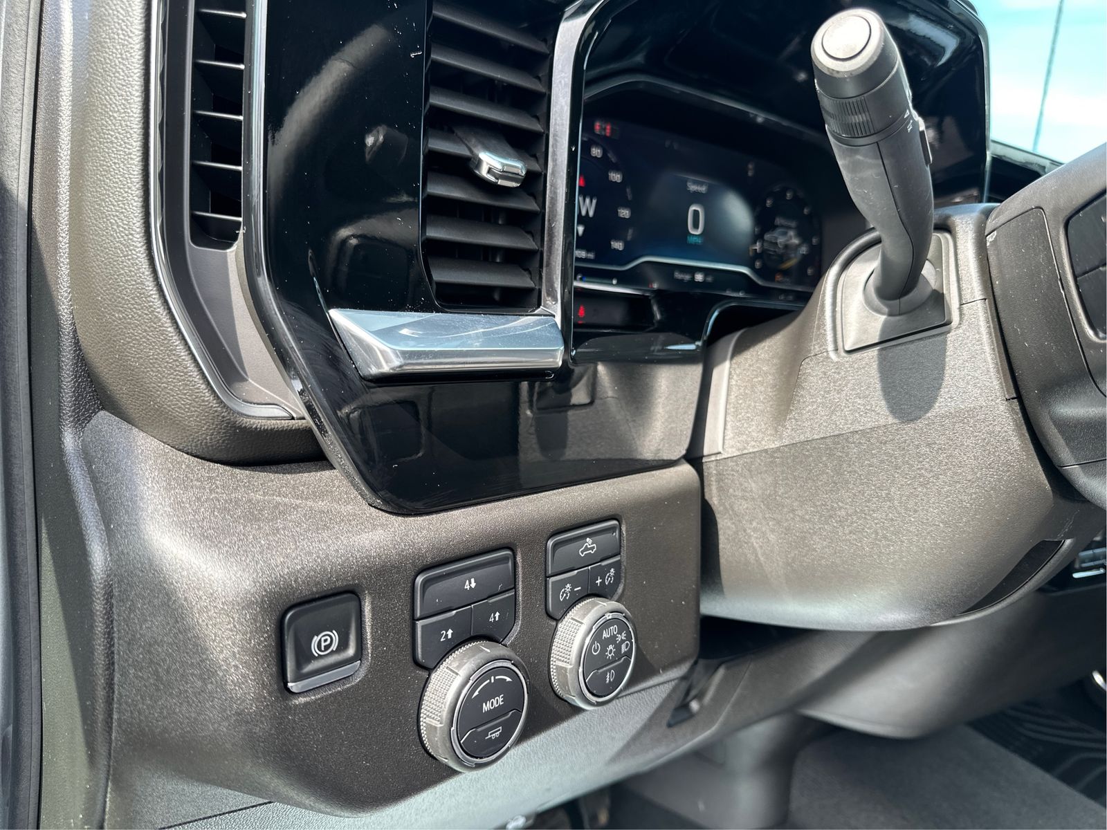 2025 Chevrolet Silverado 2500HD LT - Photo 19