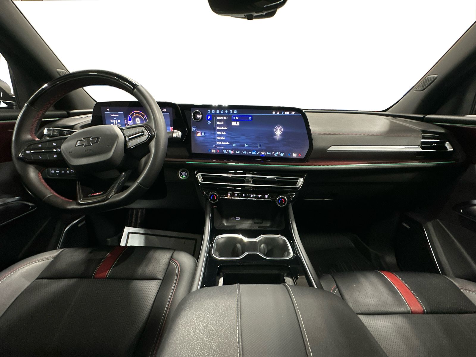 2024 Chevrolet Traverse RS - Photo 14