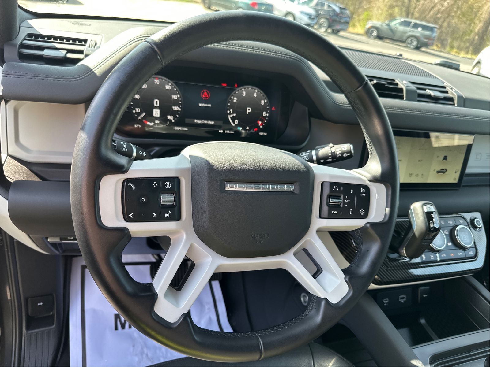 2024 Land Rover Defender S - Photo 19