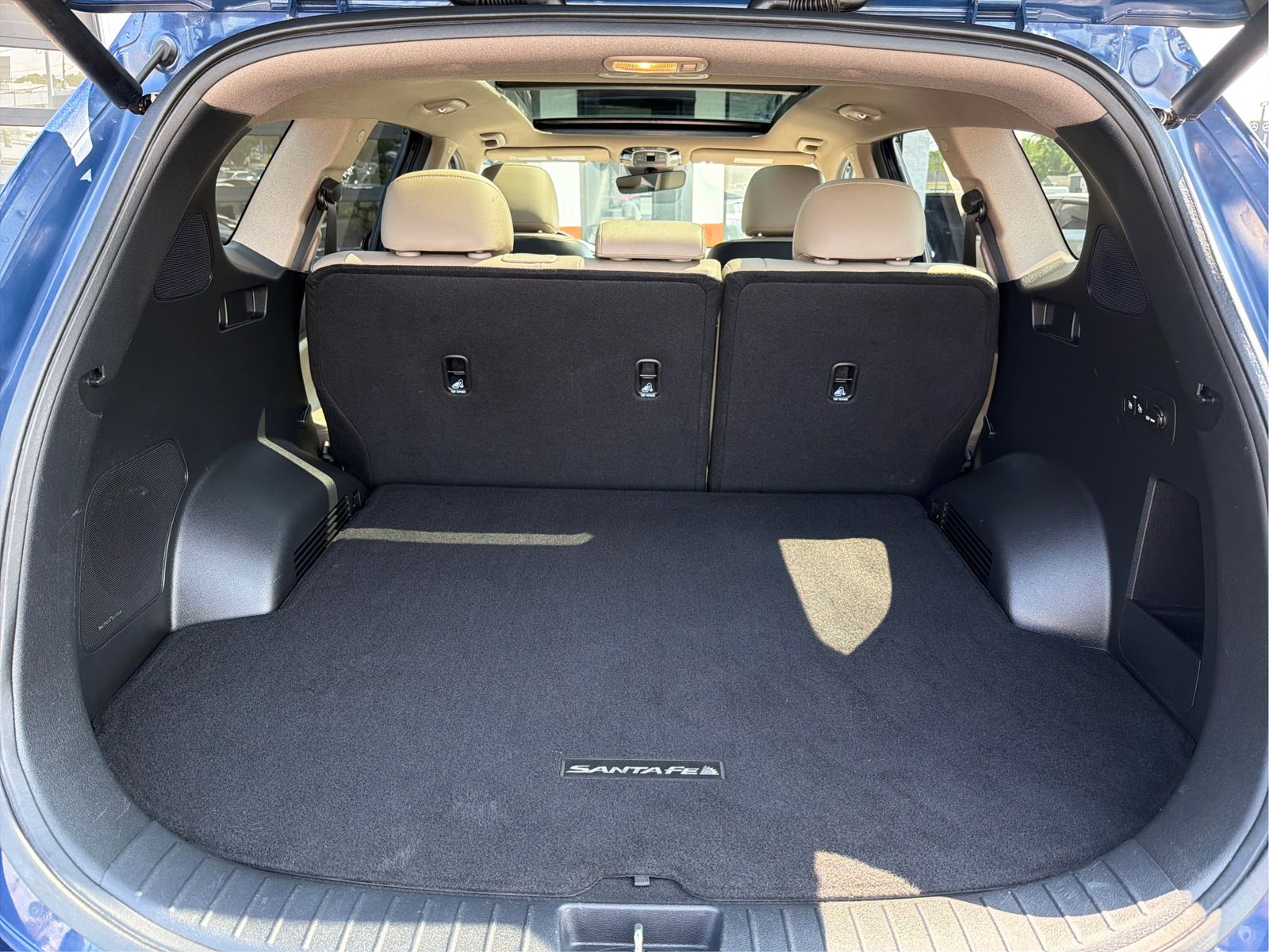 2023 Hyundai Santa Fe Limited HEV - Photo 13