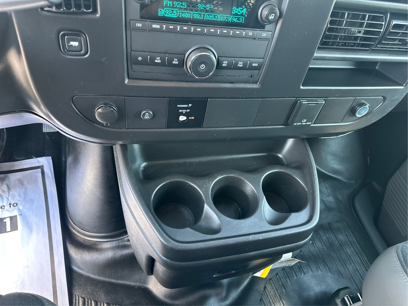 2025 GMC Savana Cargo Work Van - Photo 14
