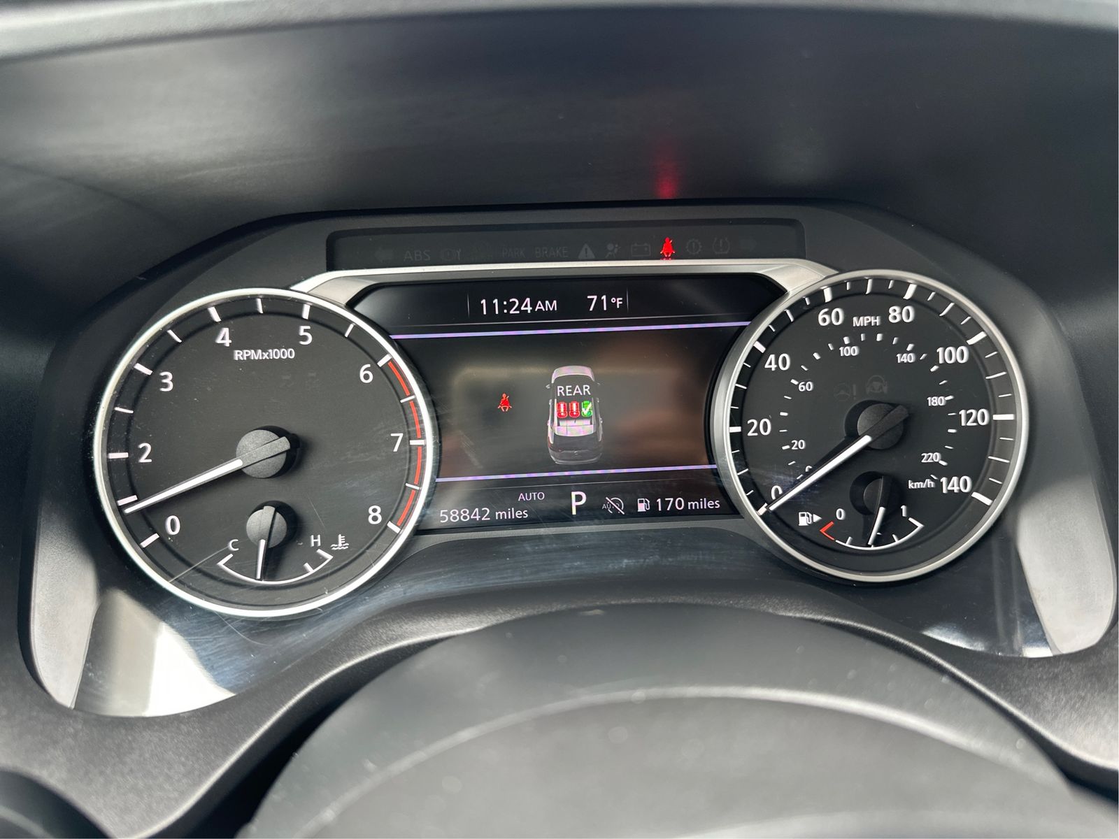 2024 Nissan Rogue SV - Photo 17