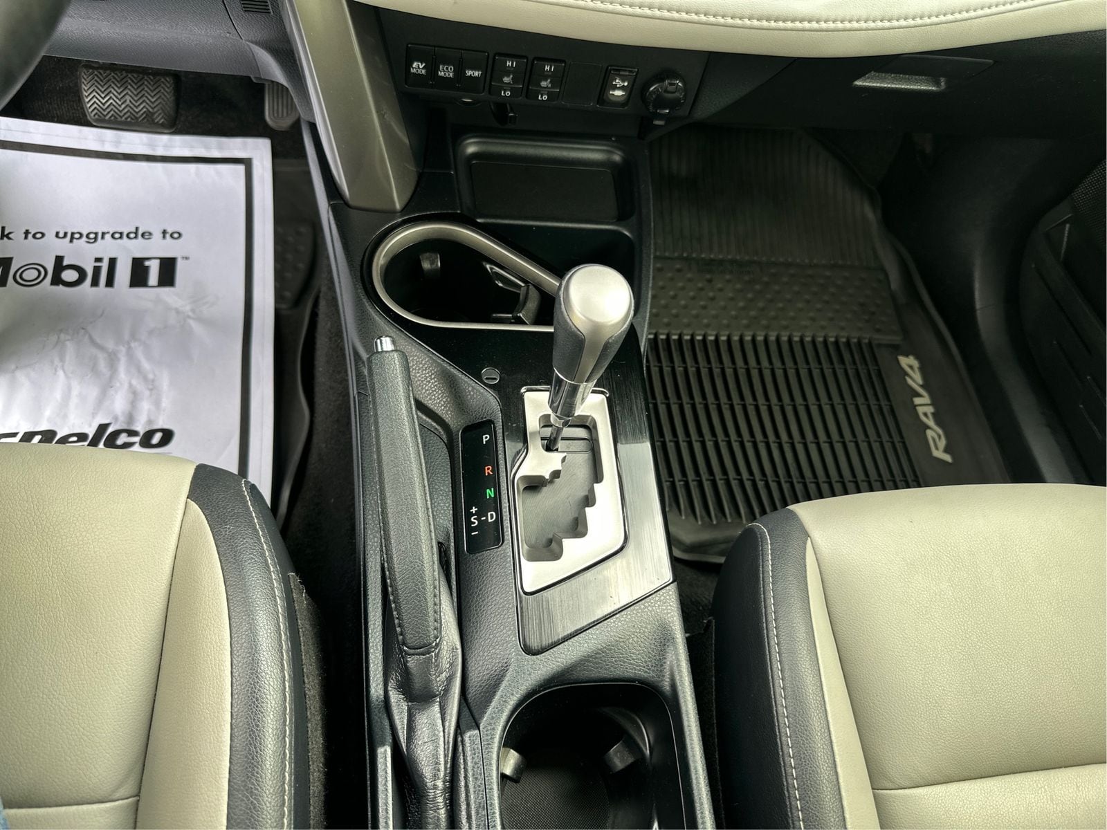 2018 Toyota RAV4 Limited - Photo 17