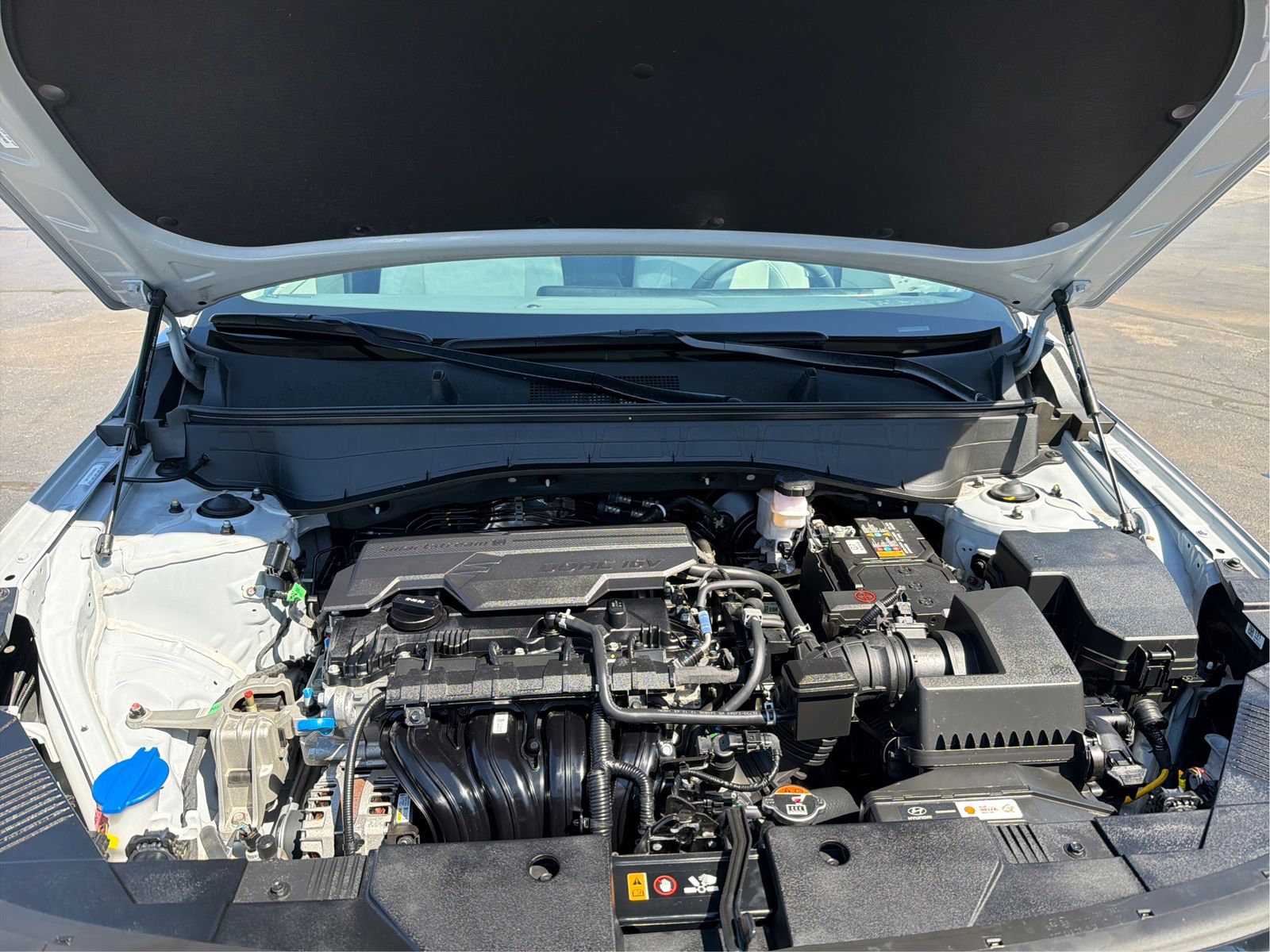 2025 Hyundai Kona SEL - Photo 11