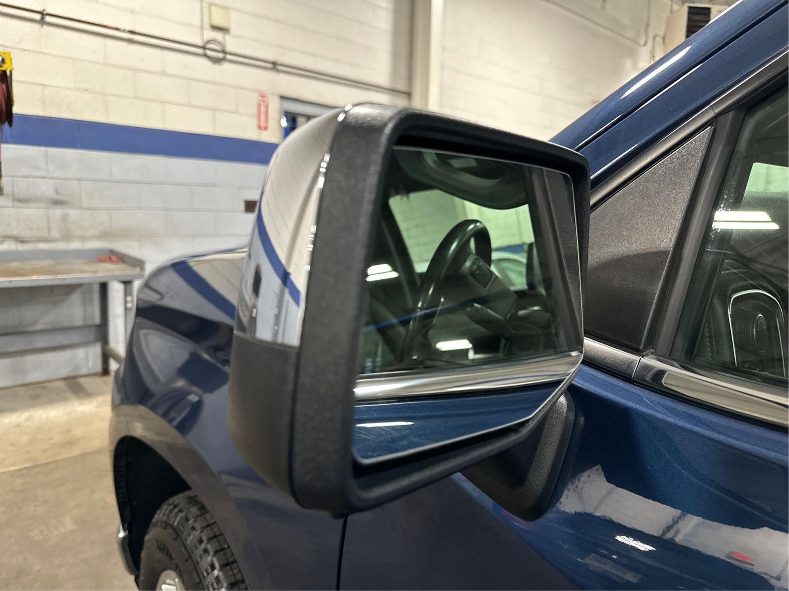 2022 Chevrolet Silverado 1500 Limited LTZ - Photo 26