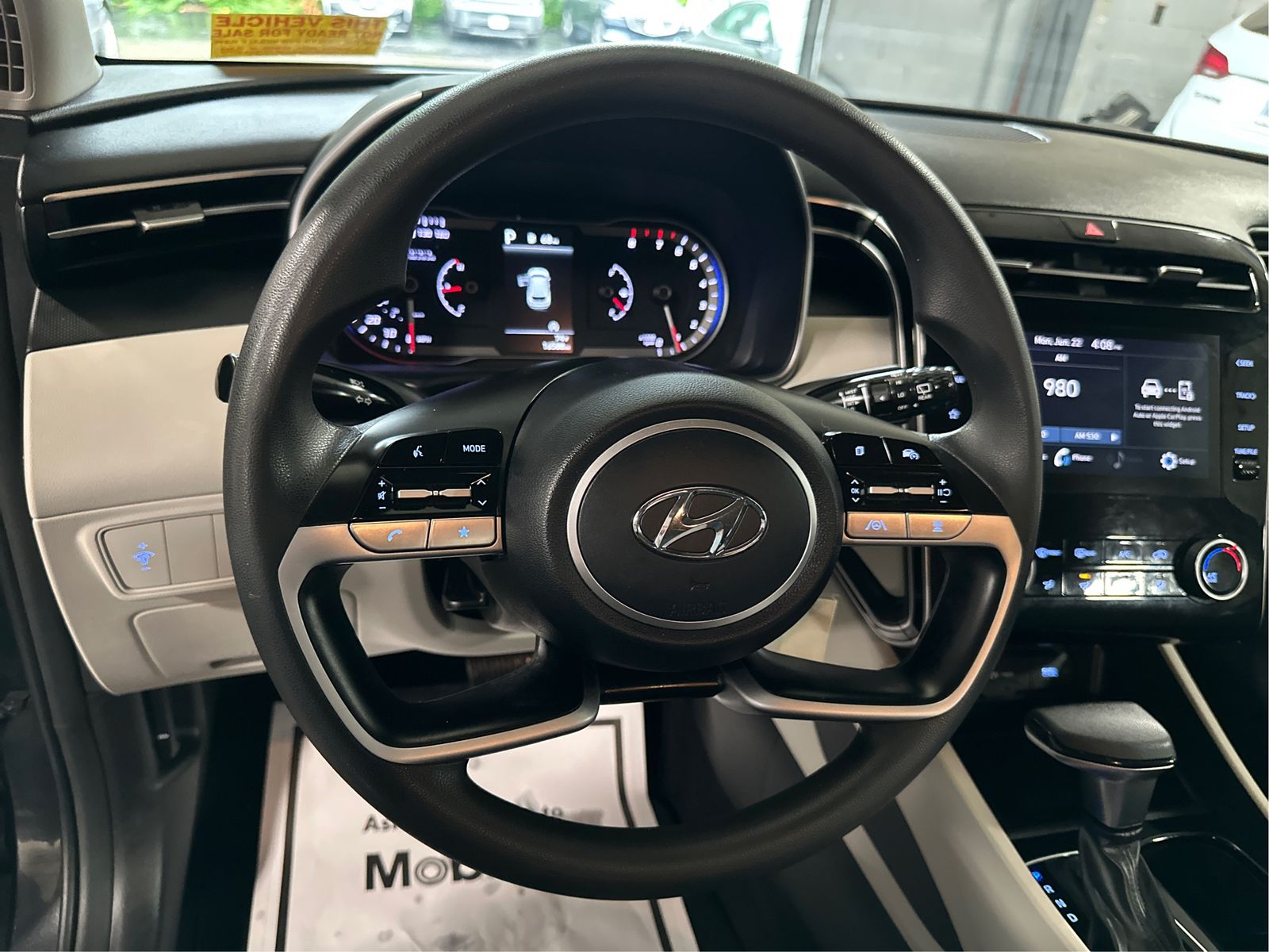 2024 Hyundai Tucson SE - Photo 18
