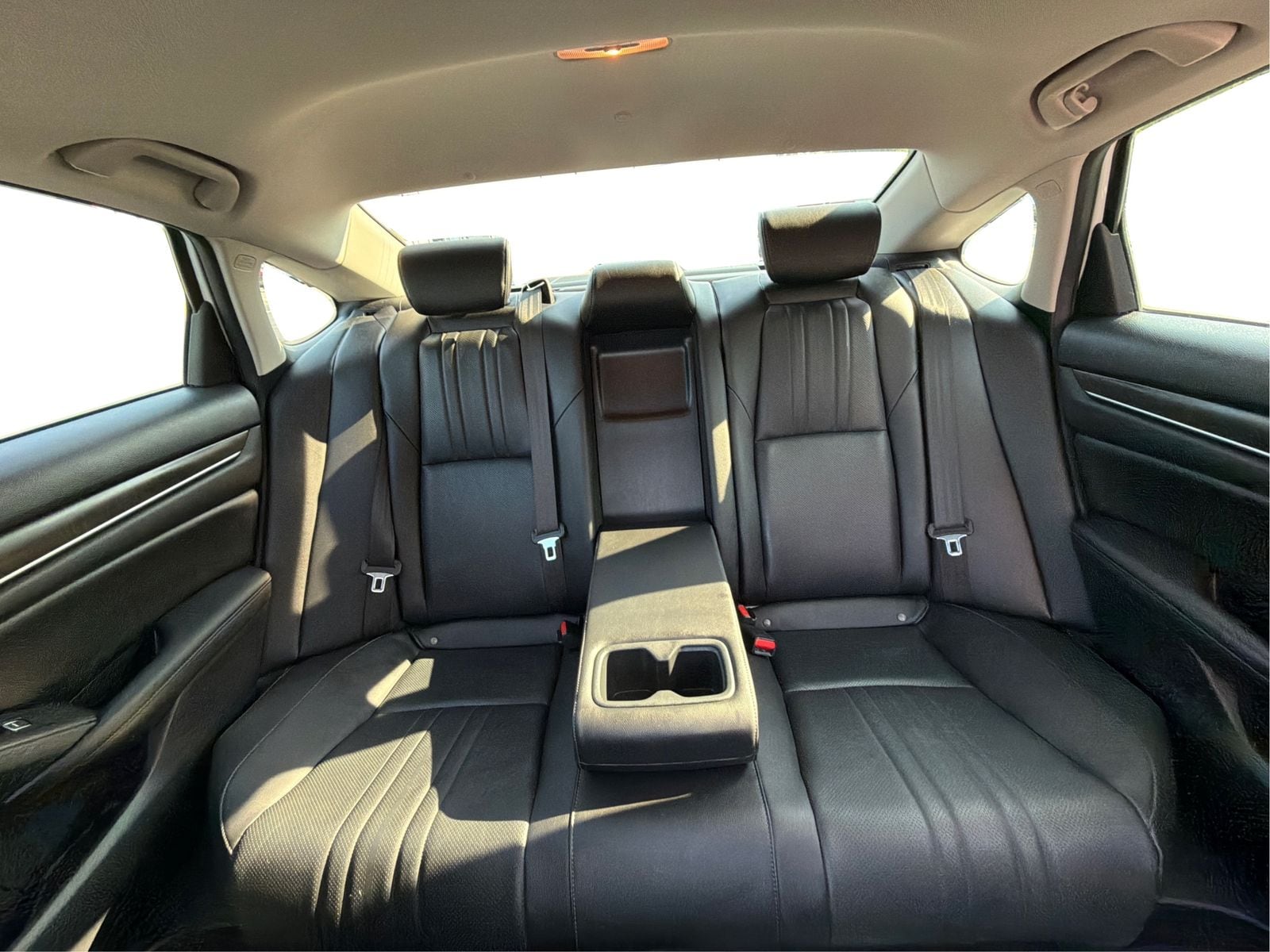 2019 Honda Accord EX-L - Photo 15