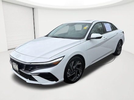 2025 Hyundai Elantra Hybrid Limited Sedan