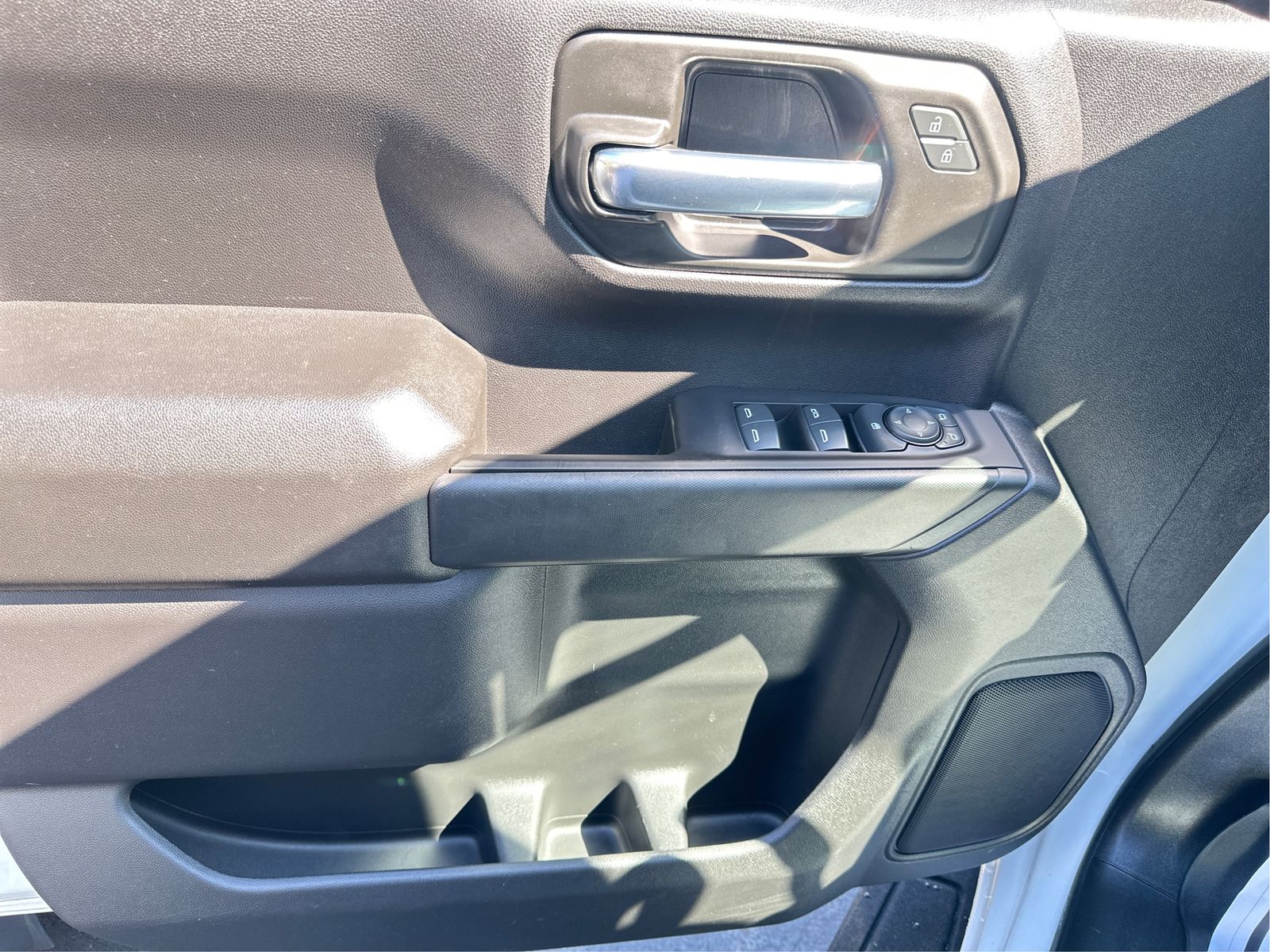 2023 Chevrolet Silverado 1500 Custom - Photo 20