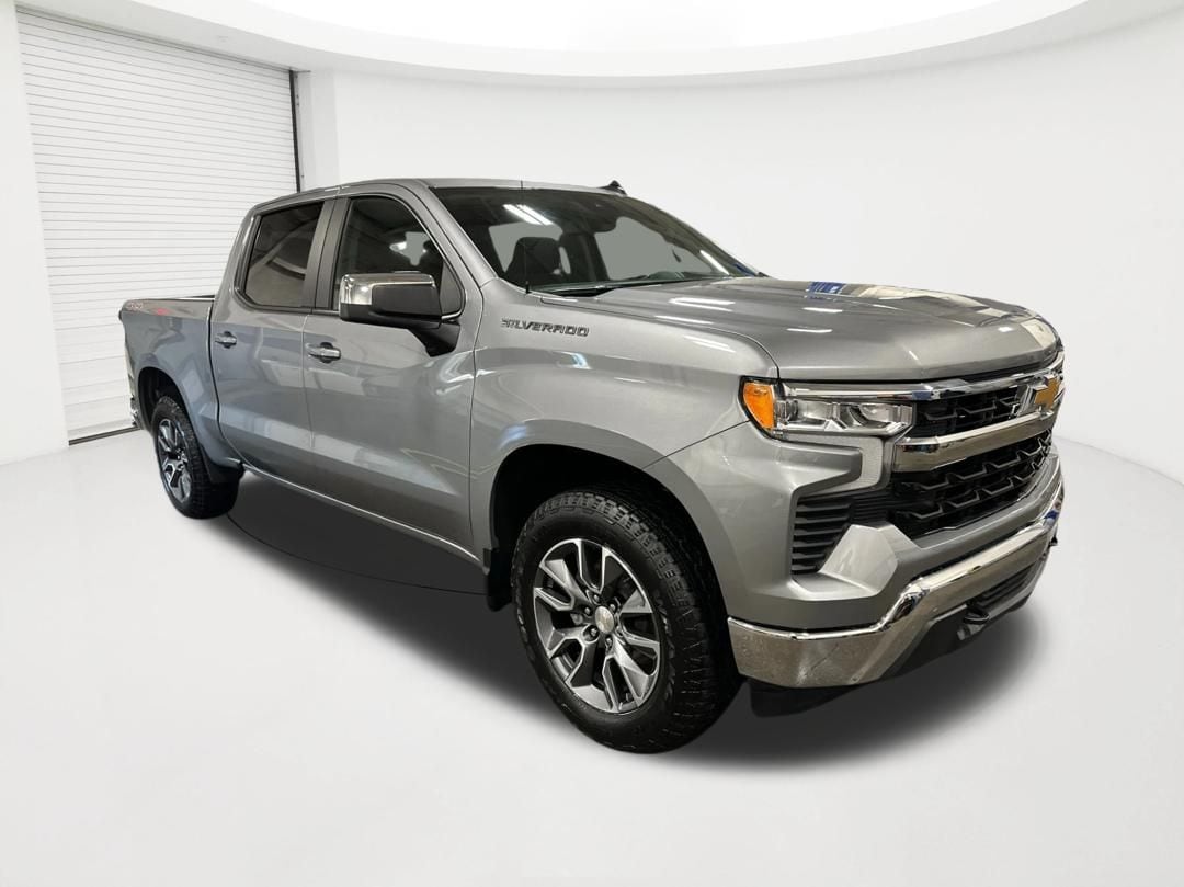 2024 Chevrolet Silverado 1500 LT - Photo 3