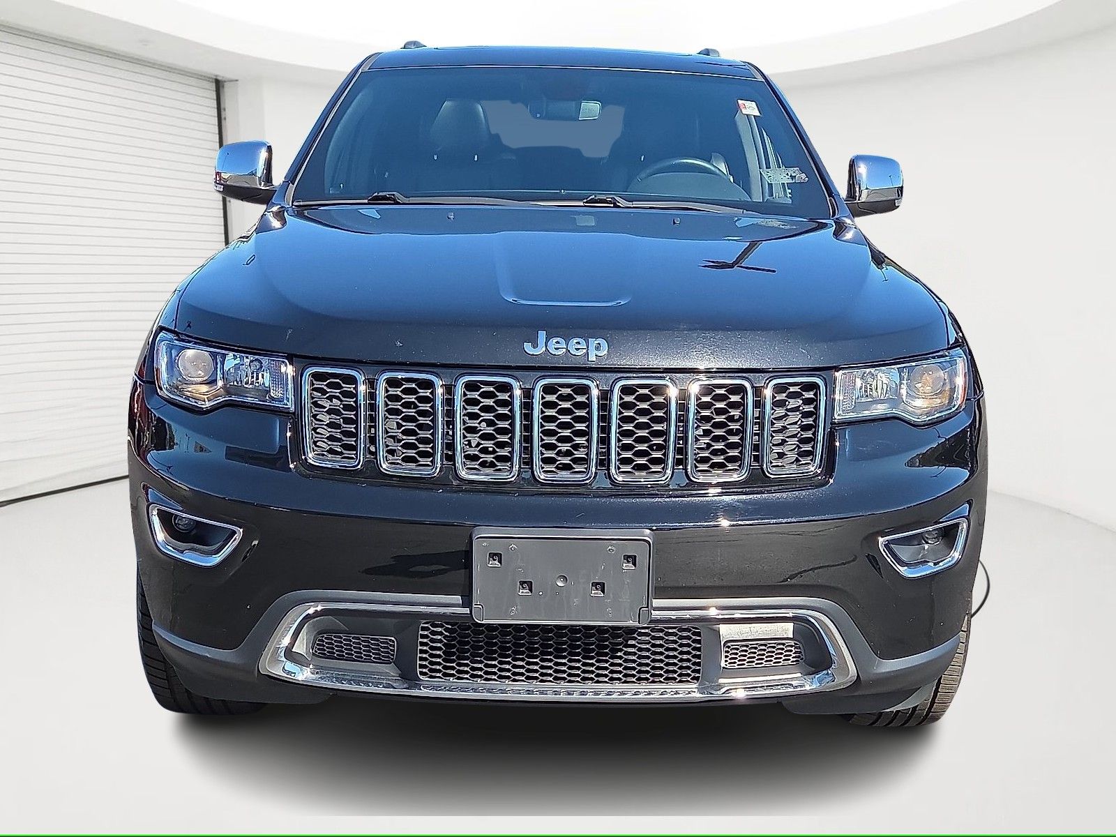 2019 Jeep Grand Cherokee Limited photo 2